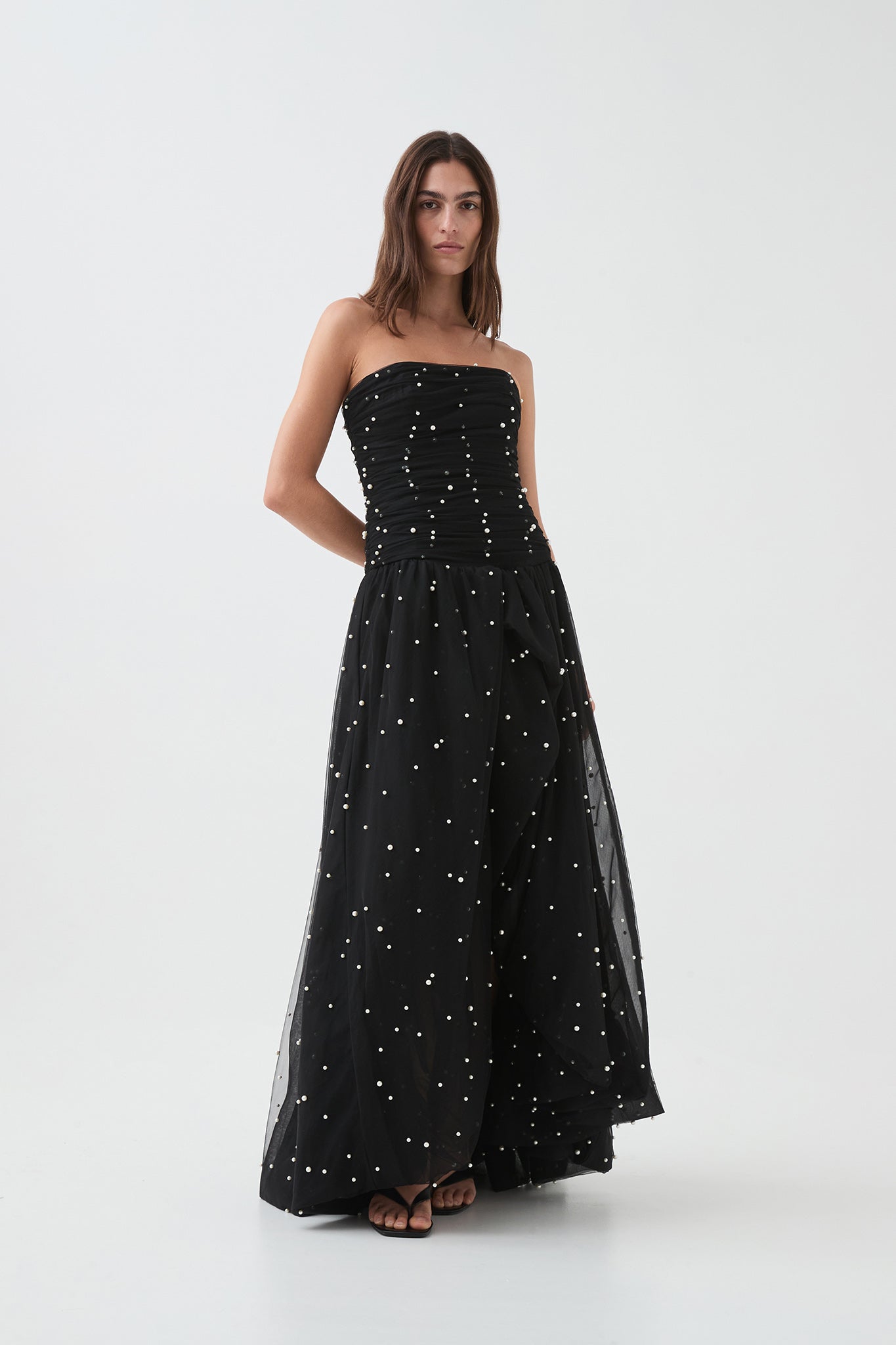 Juniper Gown-BLACK / 4 Juniper Gown-BLACK / 4