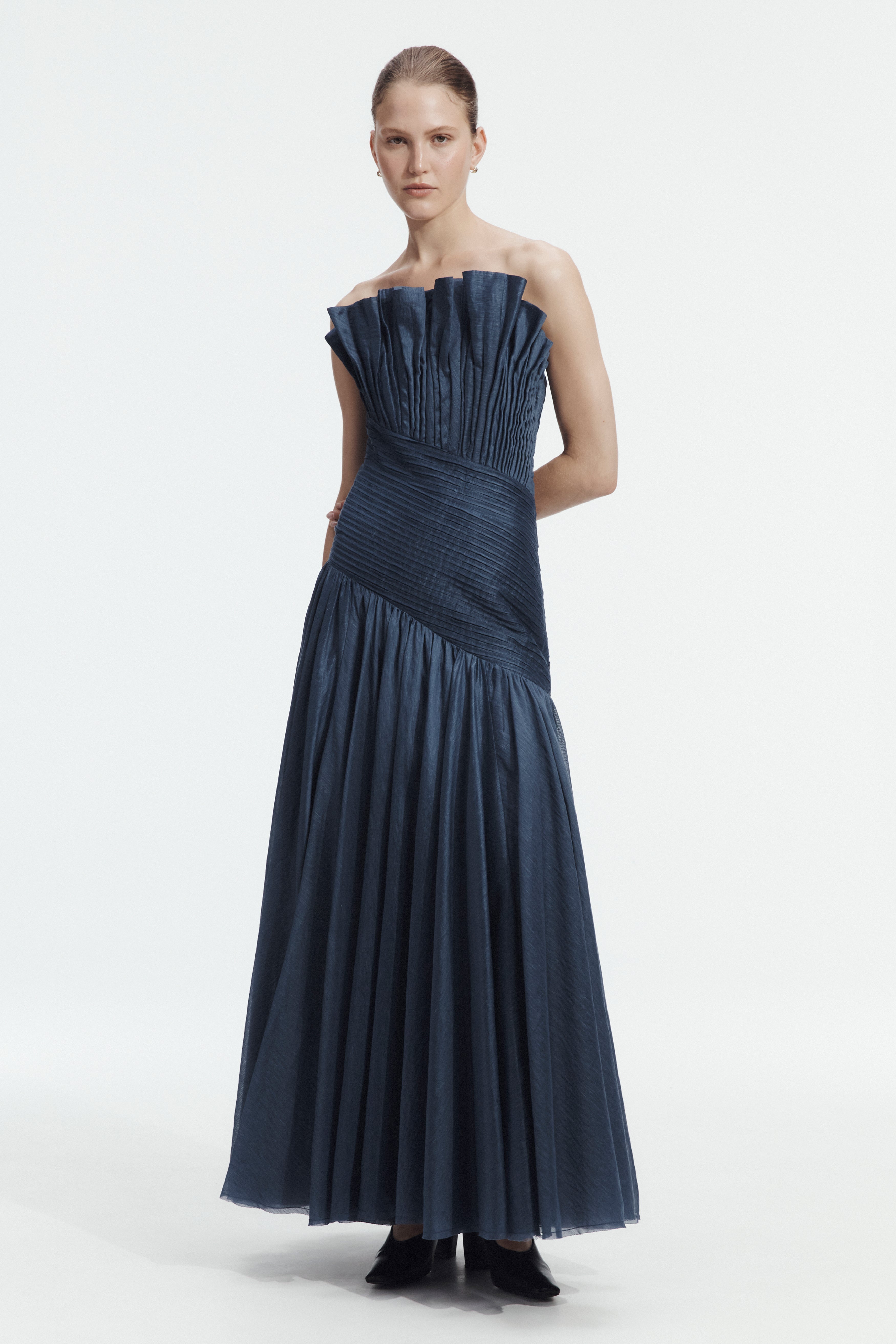 Aquiline Gown