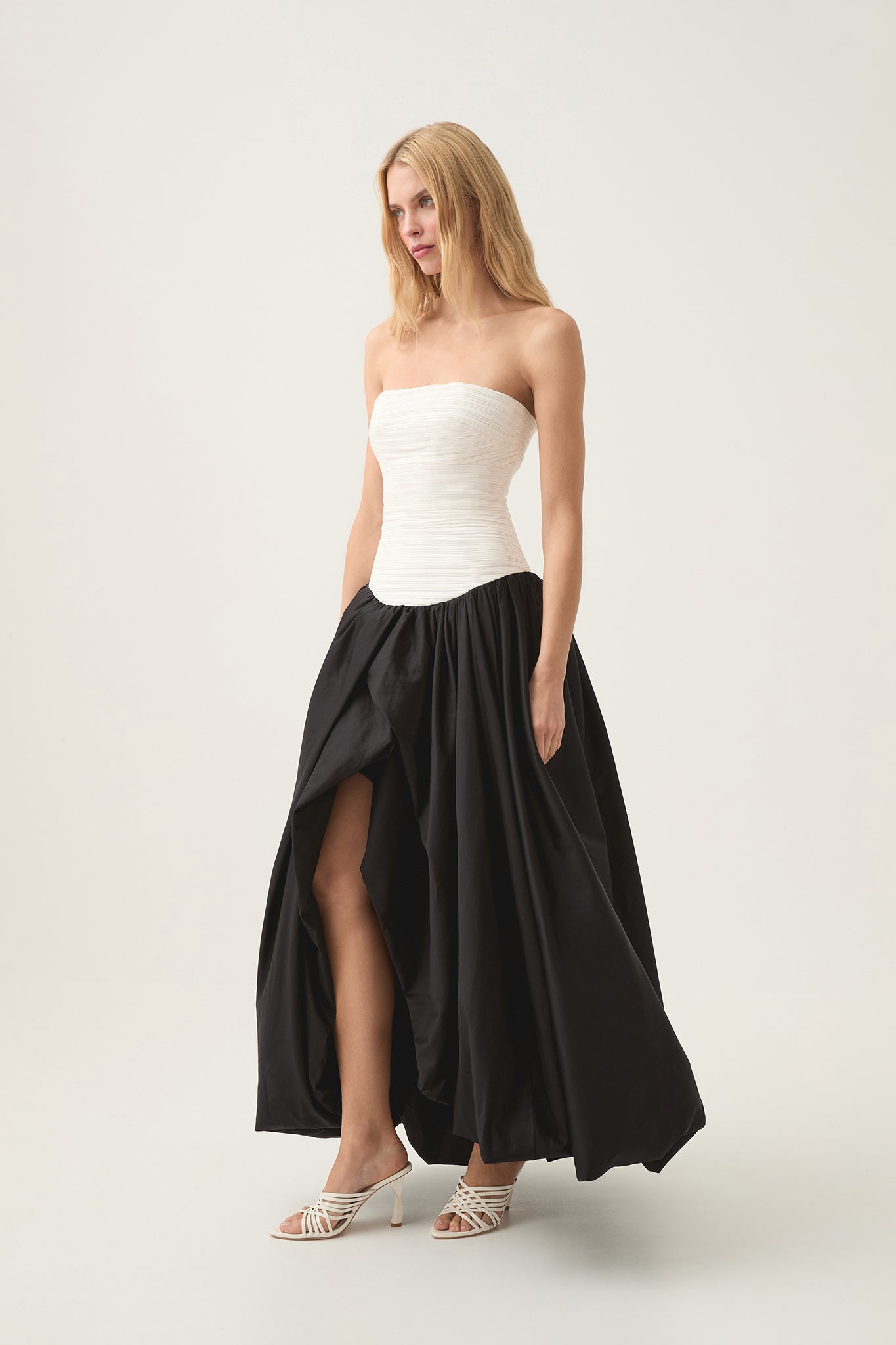 Violette Bubble Hem Maxi Drs-IVORY/BLACK / 6 Violette Bubble Hem Maxi Drs-IVORY/BLACK / 6