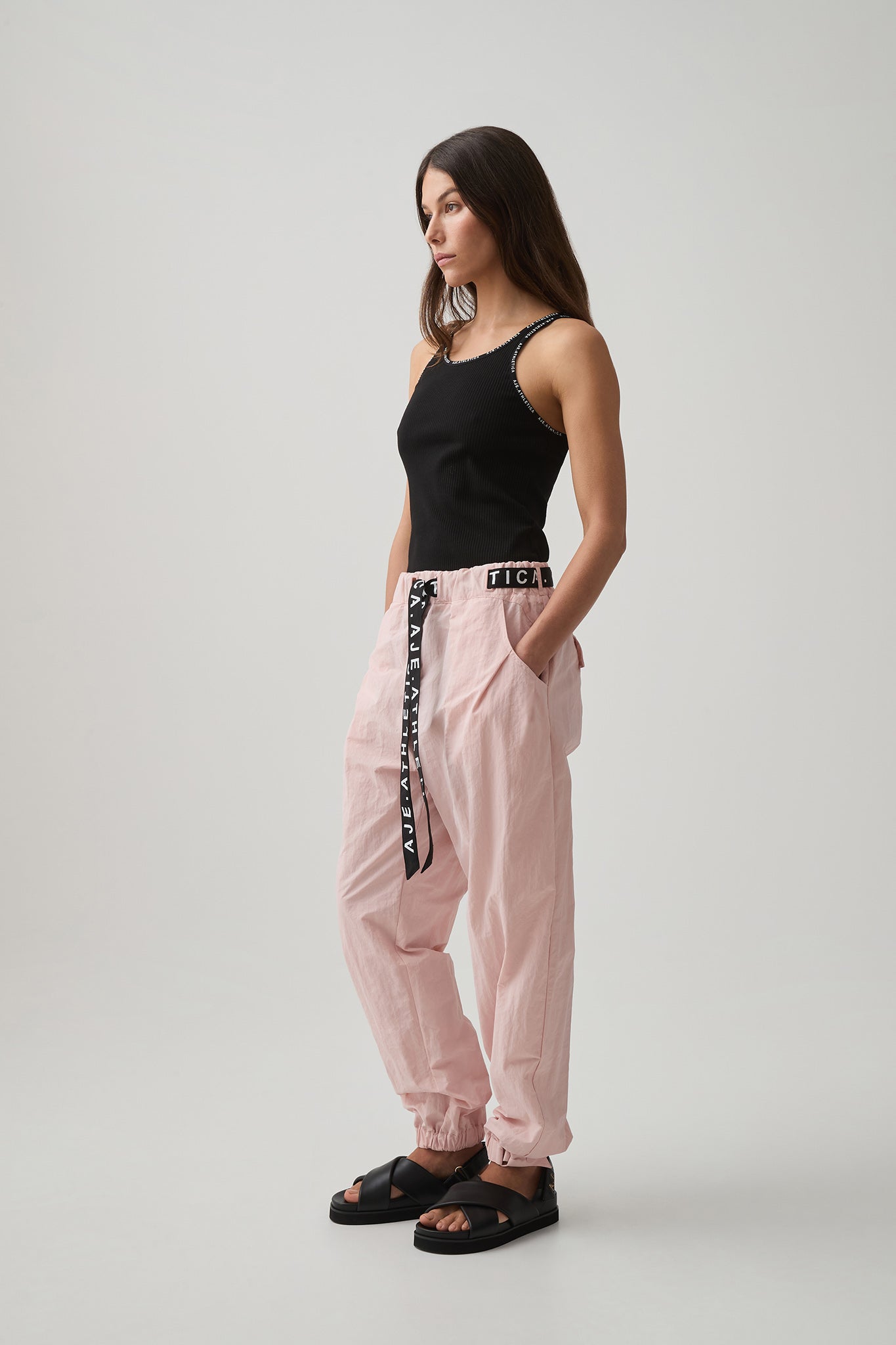 Belted Windbreak Pant 502