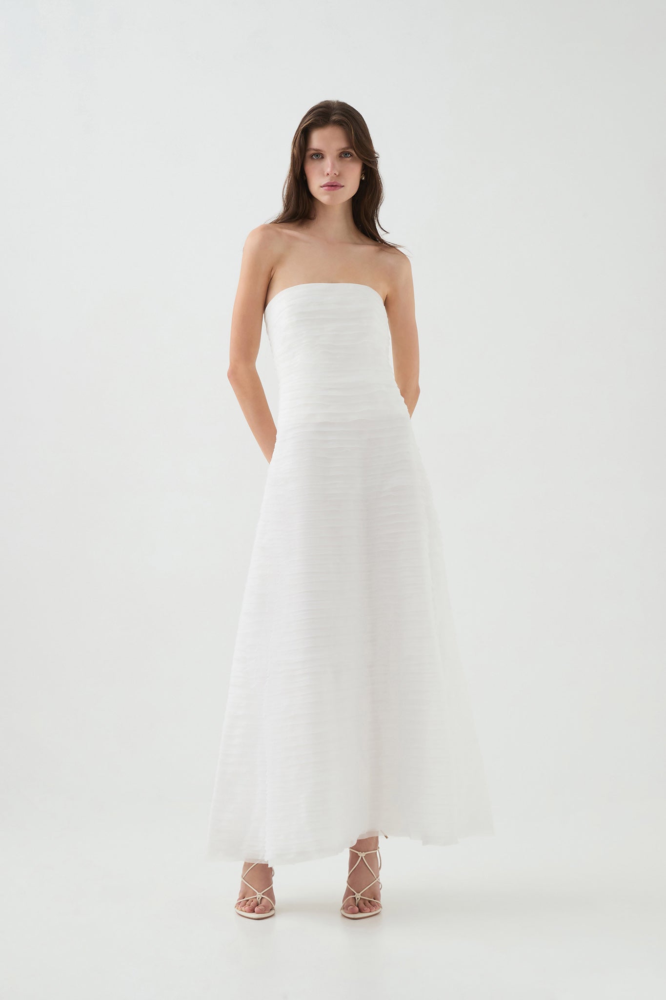 Soundscape Maxi Dress Robes de mariée The Wedding Explorer Soundscape Maxi Dress Robes de mariée The Wedding Explorer