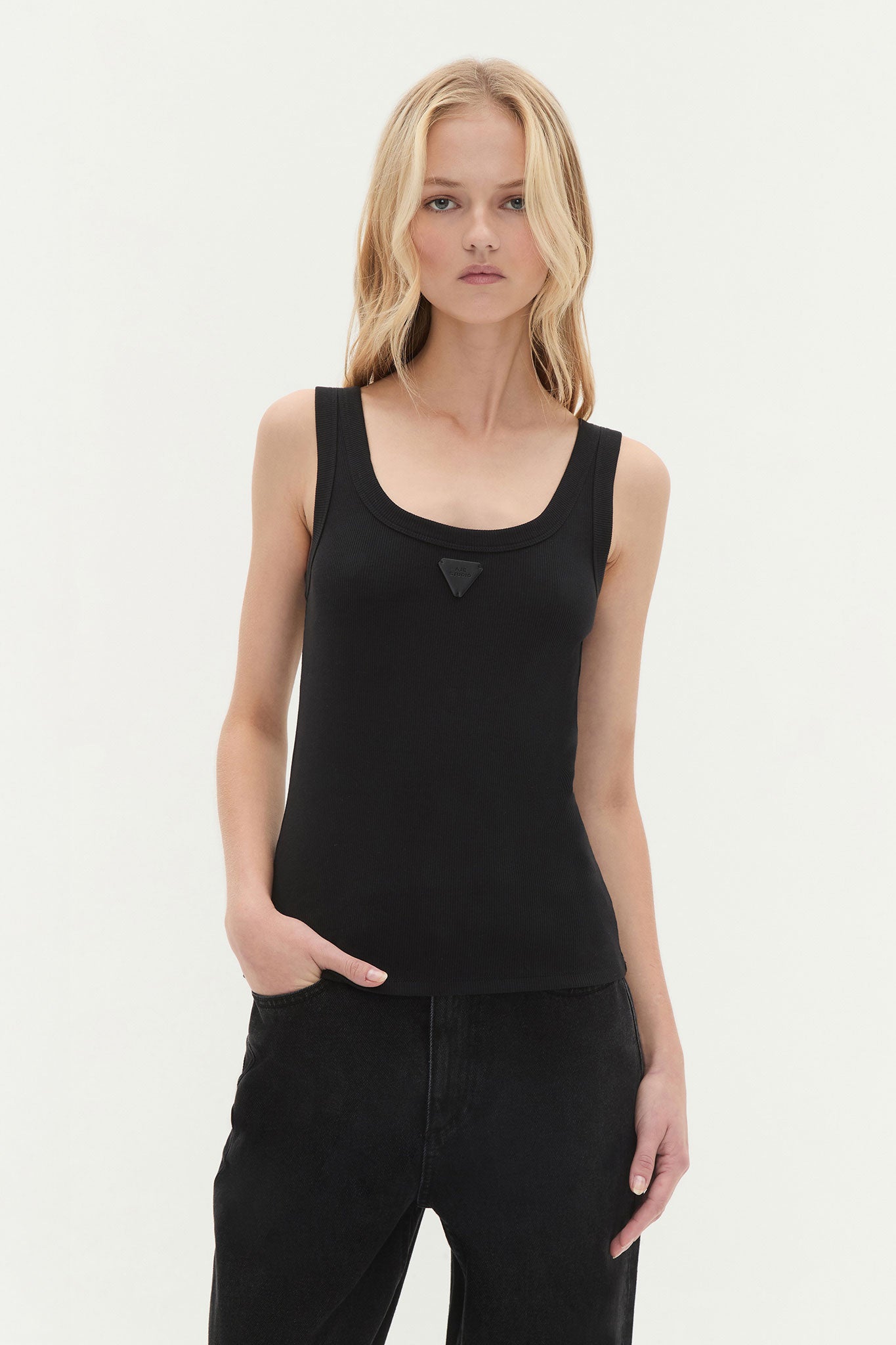Cowrie Scoop Tank | Black | Aje Studio  Aje ROW