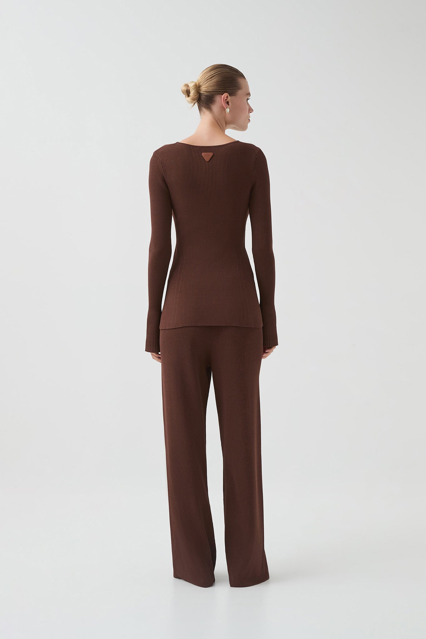 254AS1020_ESPRESSO_4_1747715854