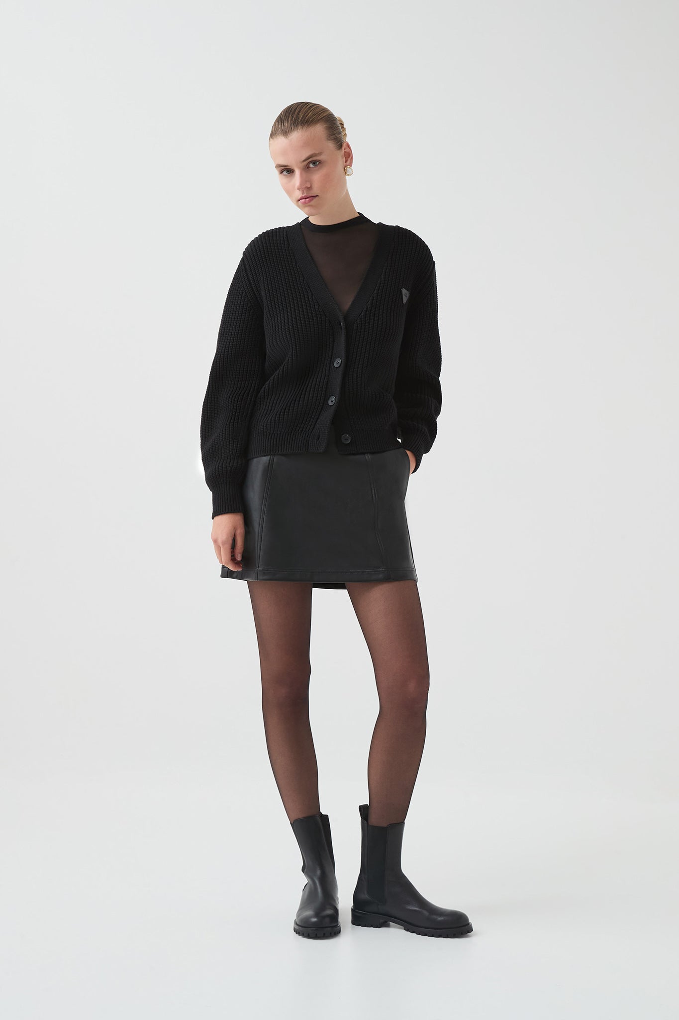 254AS2015_BLK_1_1747715872