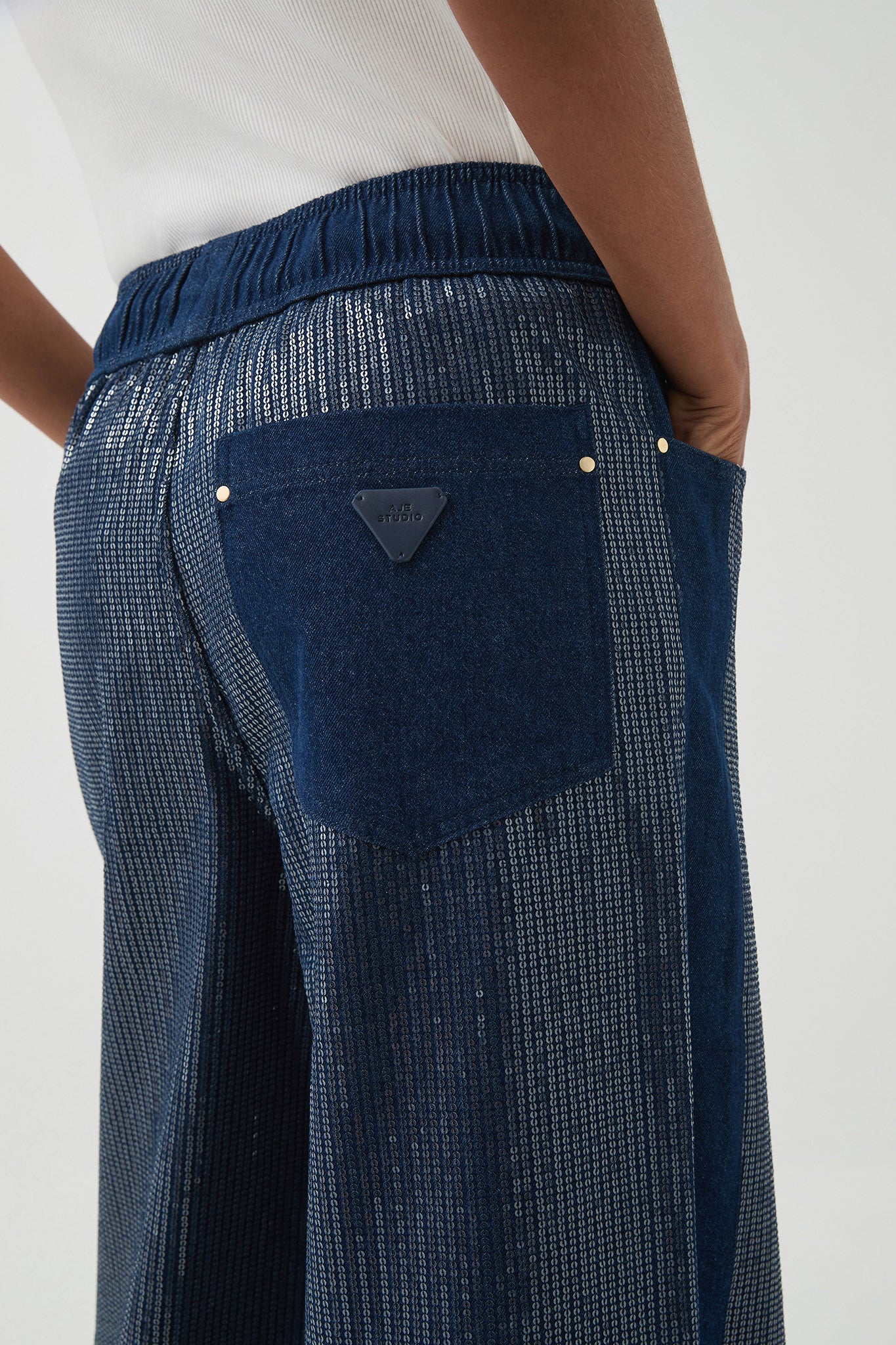 254AS3002_NIGHT-SKY_6_1745373510