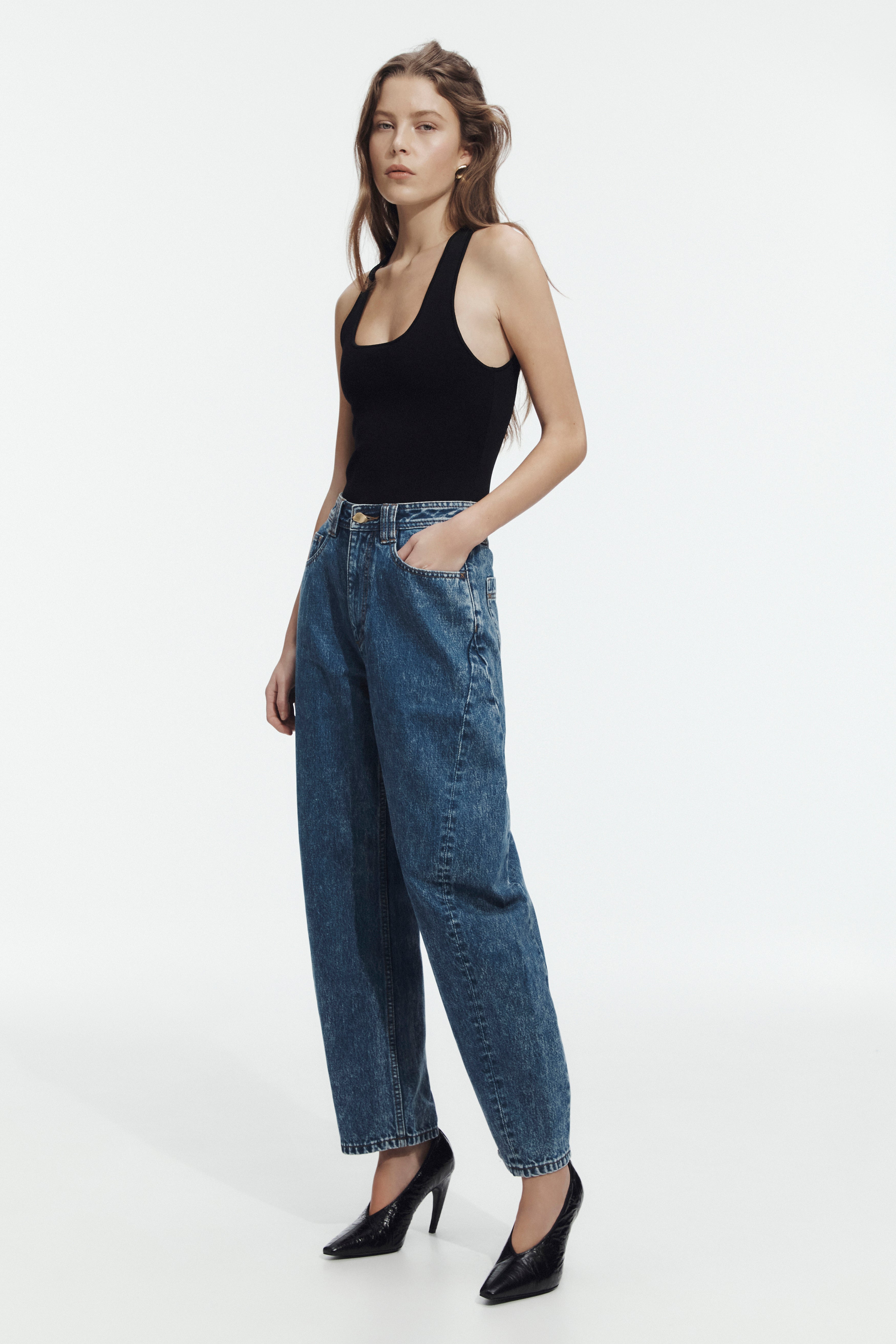 Stevie Barrel Ankle Jean