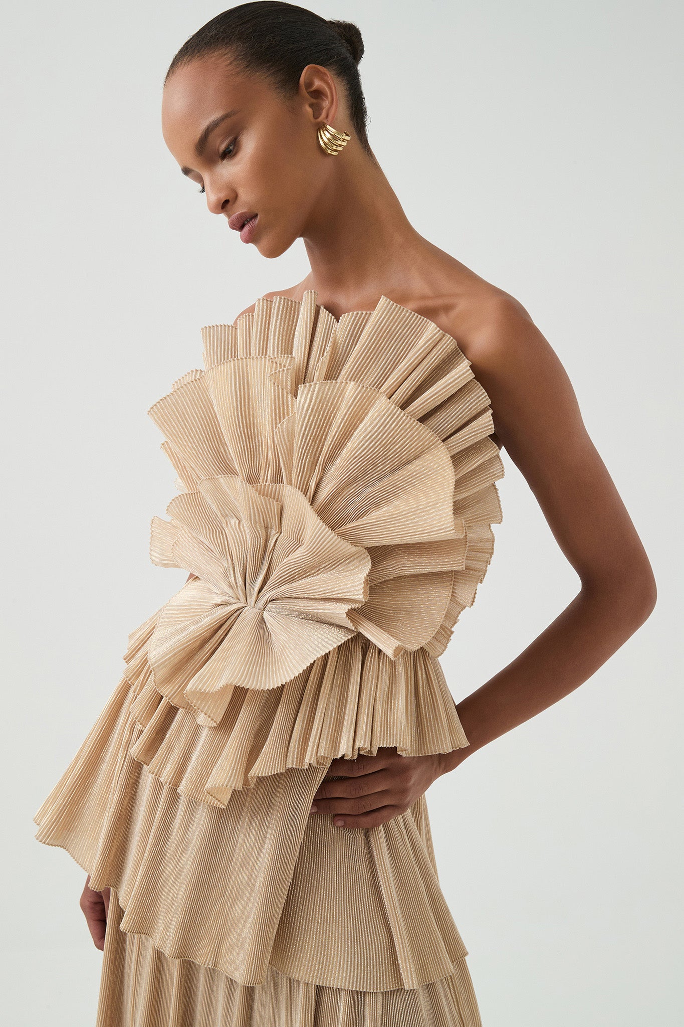 Kyra Gown-GOLD / 4 Kyra Gown-GOLD / 4