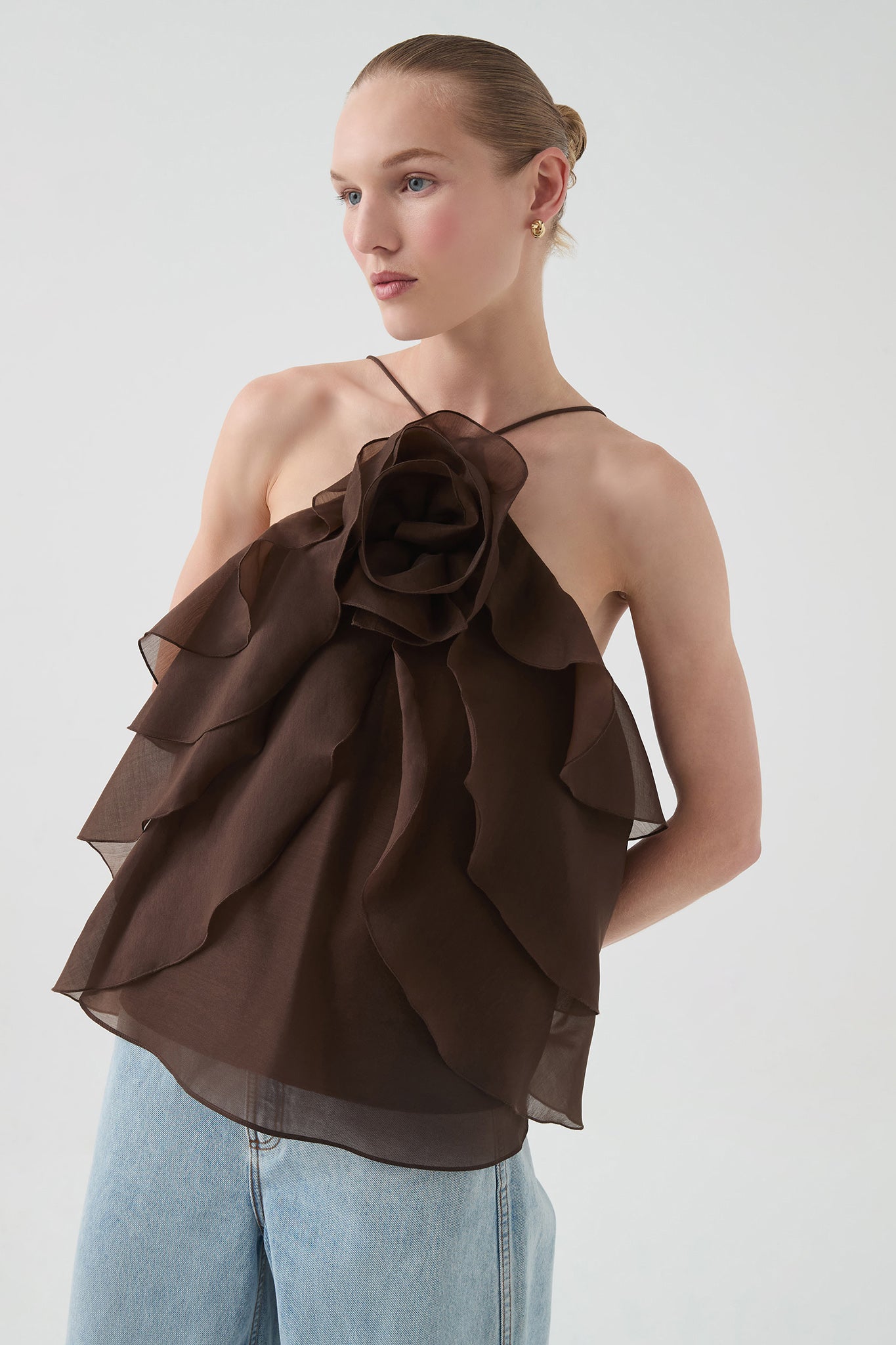 25RE1066_CAROB_4_1747096611