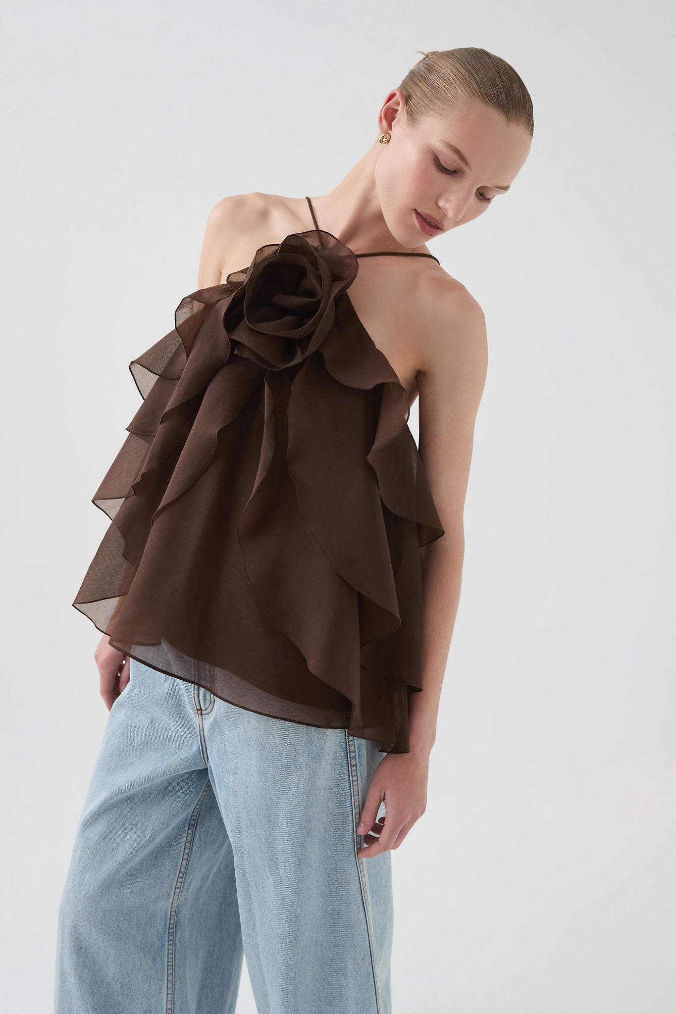 25RE1066_CAROB_5_1747096613