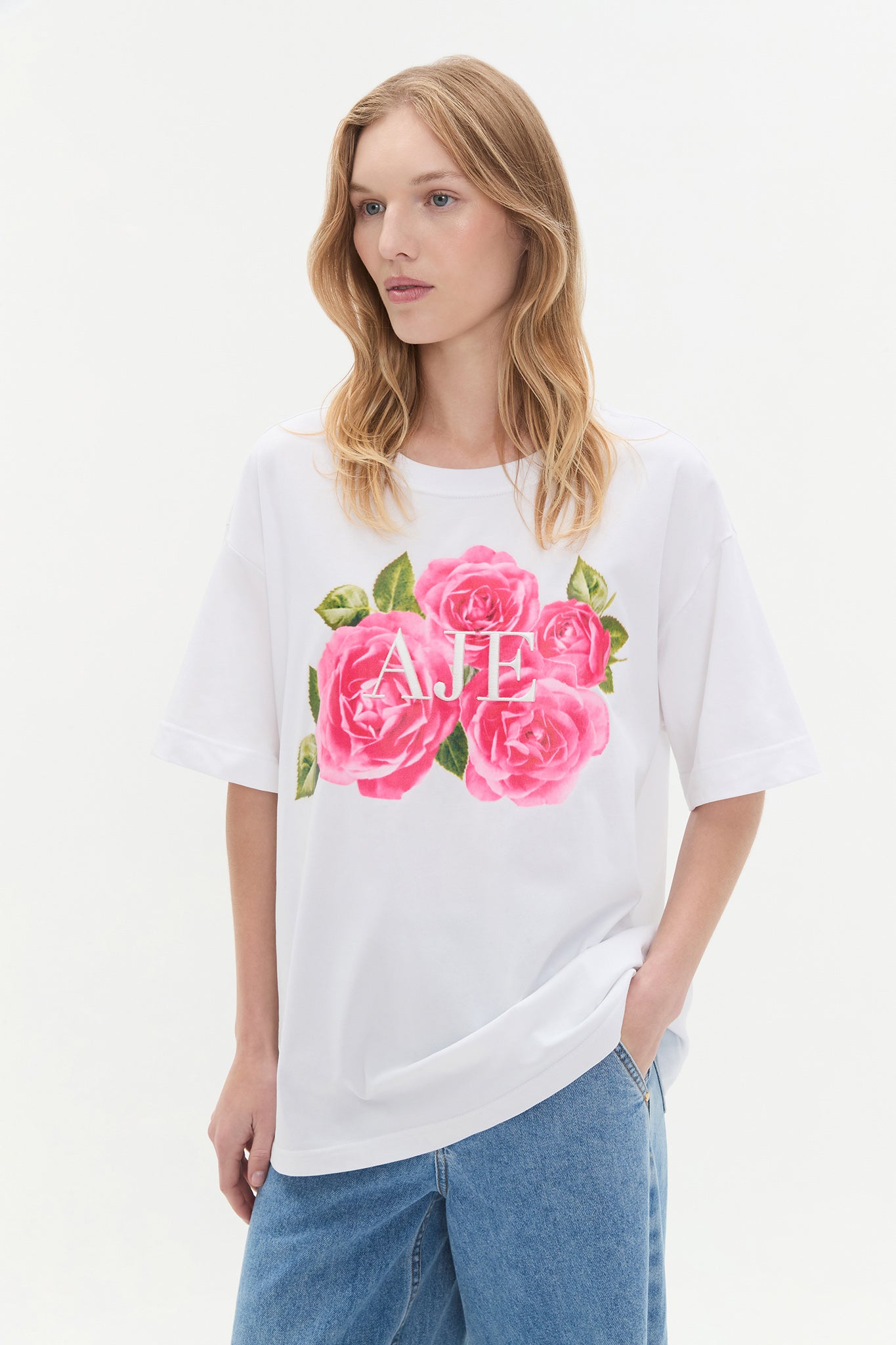 25SS1480_WHT-STRSLT_5_1750739167