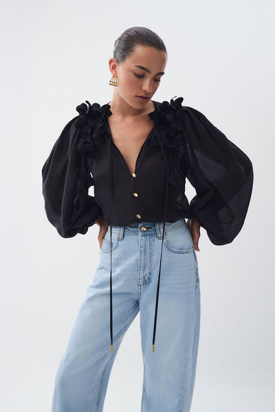 【美品】yilon Joli flower blouse black 25SS9371_BLACK_0488_grande.jpg