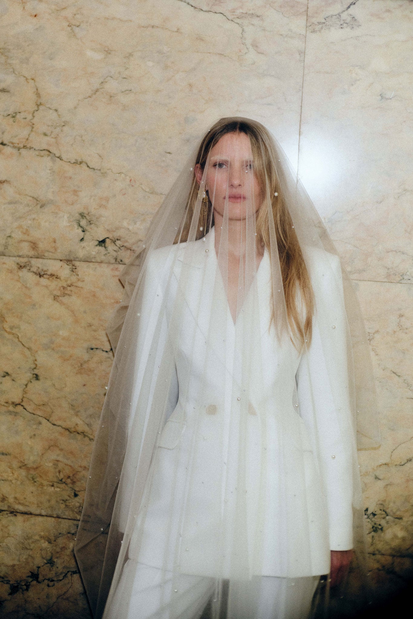 Amber Blazer-IVORY / 4