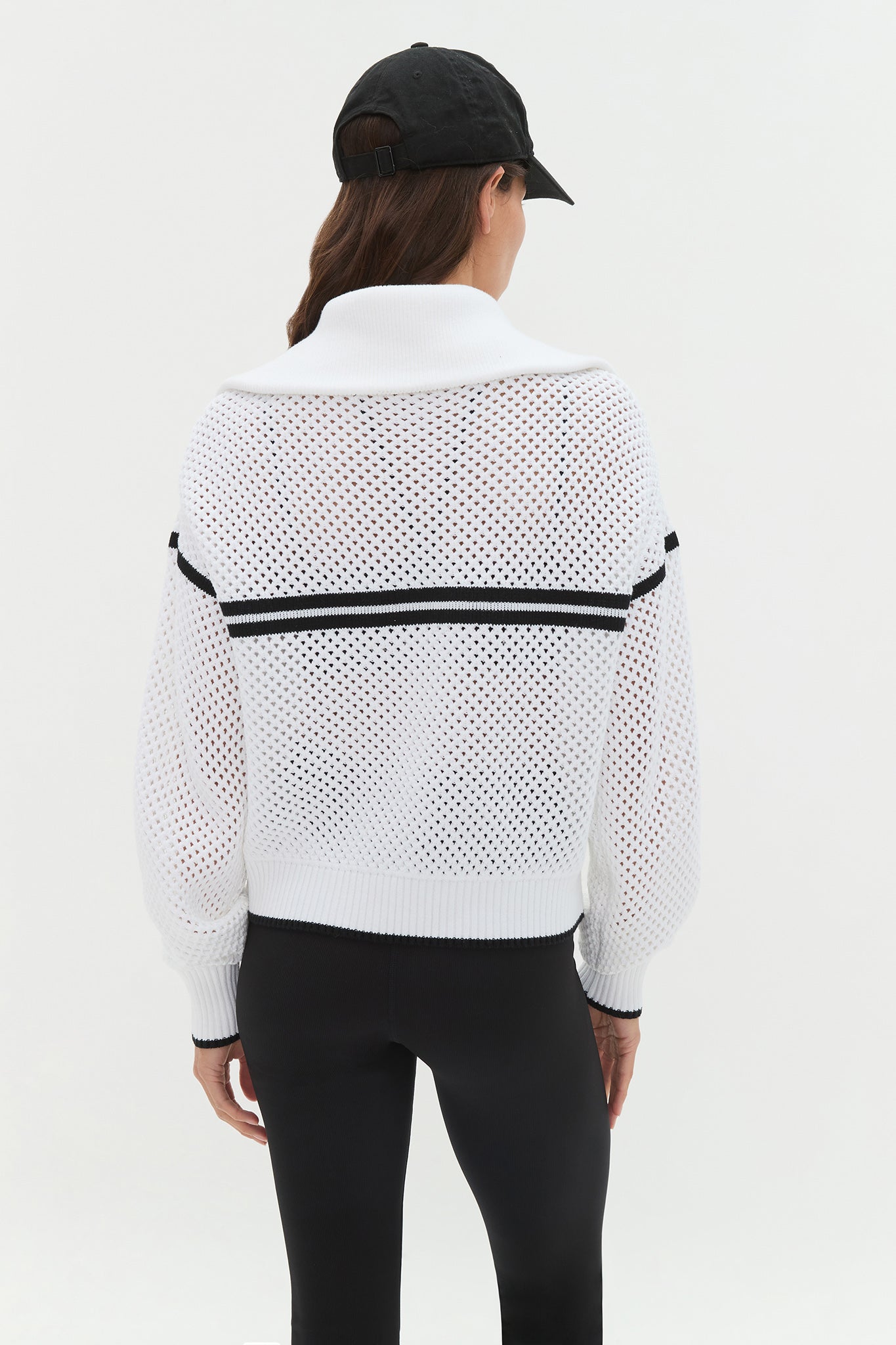 261AA1011_WHT_6_1752724213