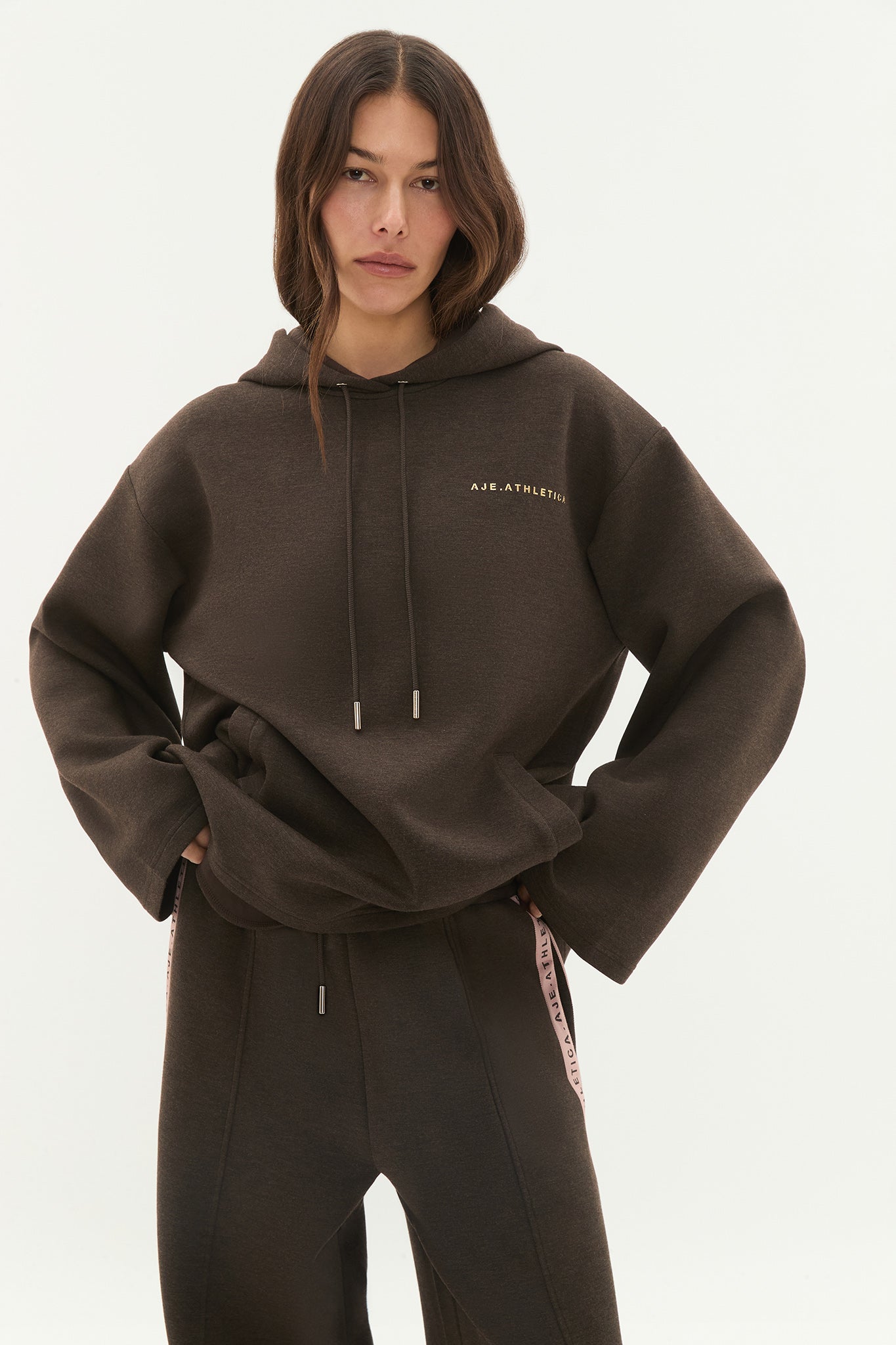 261AA1045_CHOC-MARLE_3_1750813095