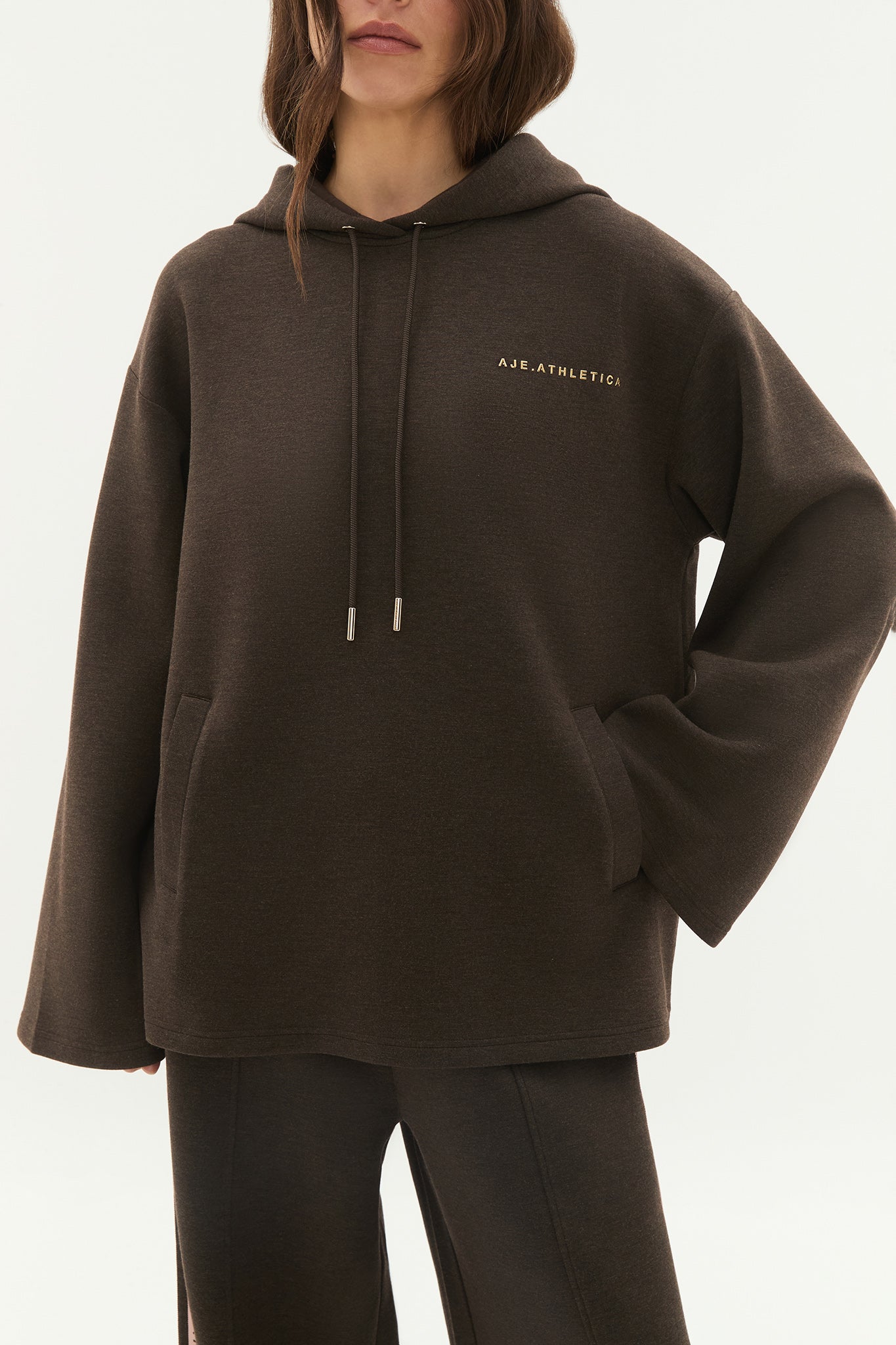 261AA1045_CHOC-MARLE_5_1750813096