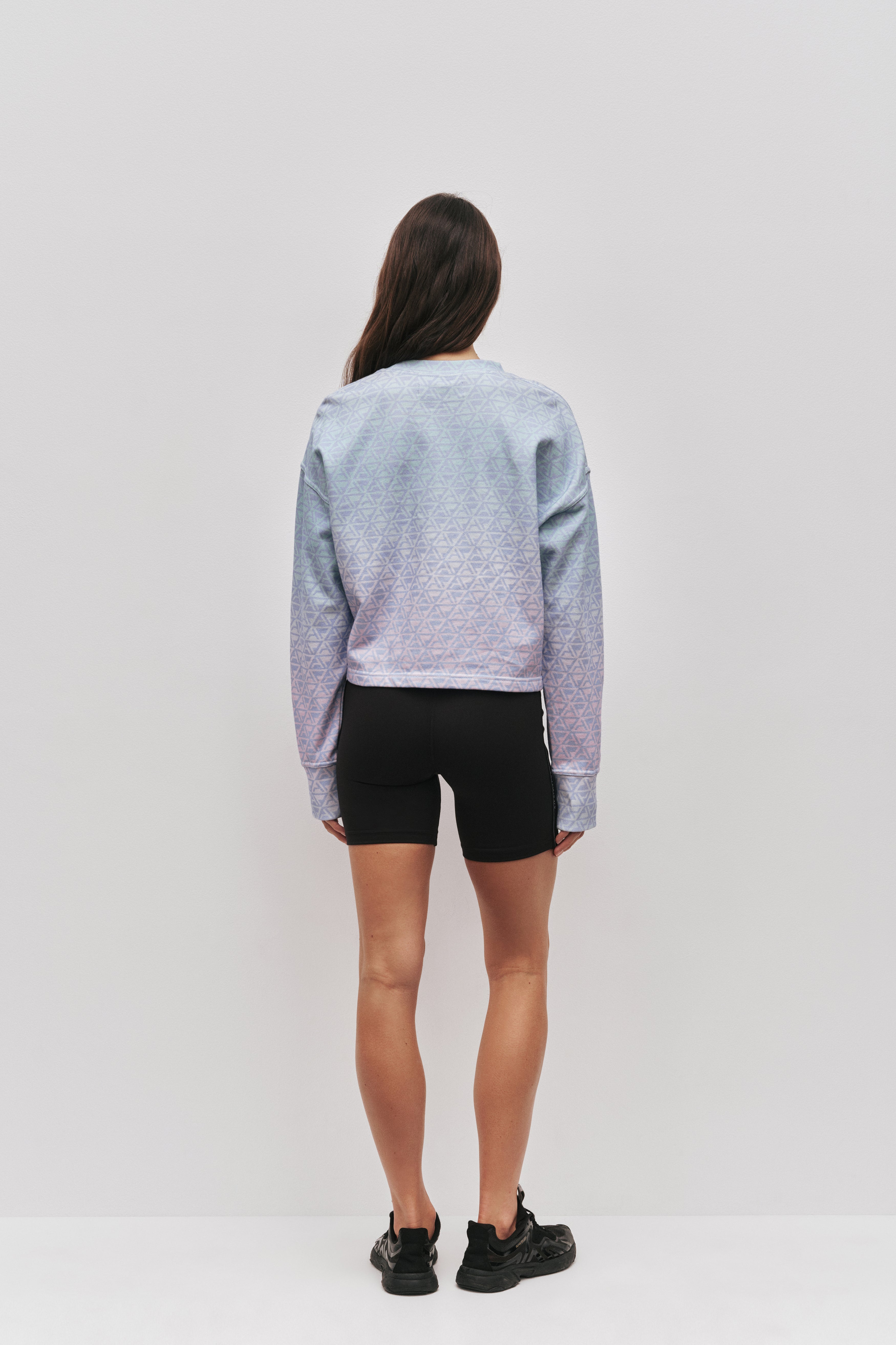 261AA1054_GEO-PSTL_5_1756812340