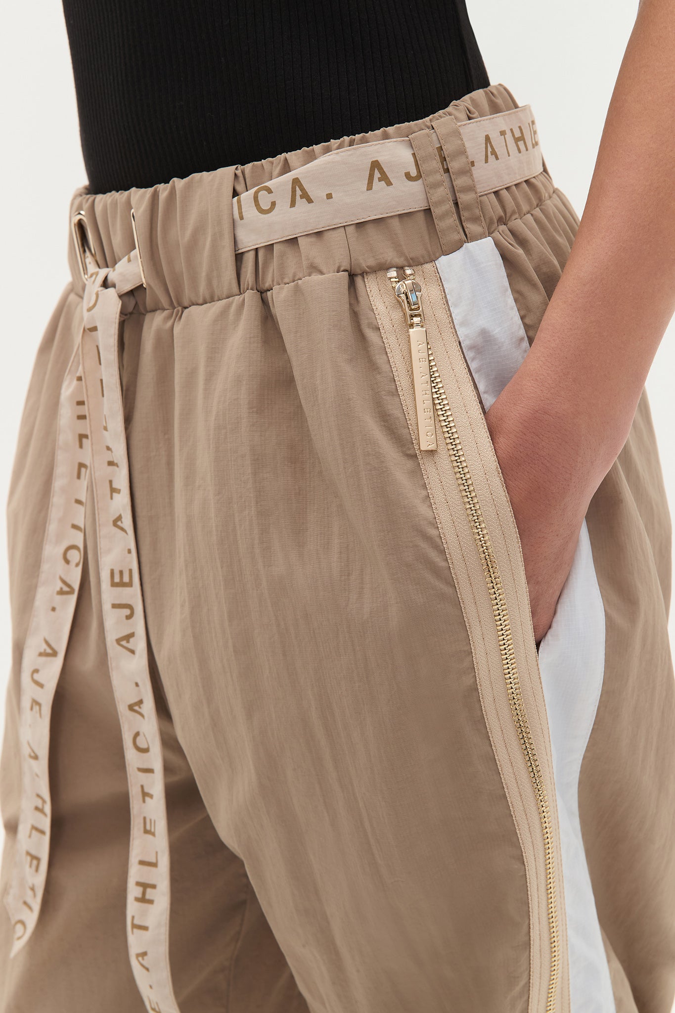 261AA3029_DNE_5_1752727984