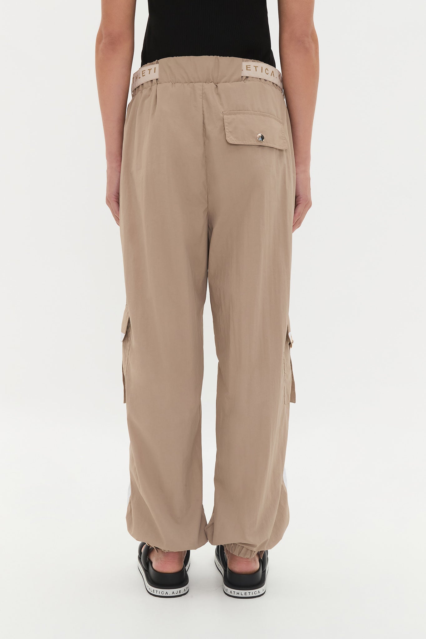 261AA3029_DNE_6_1752727974