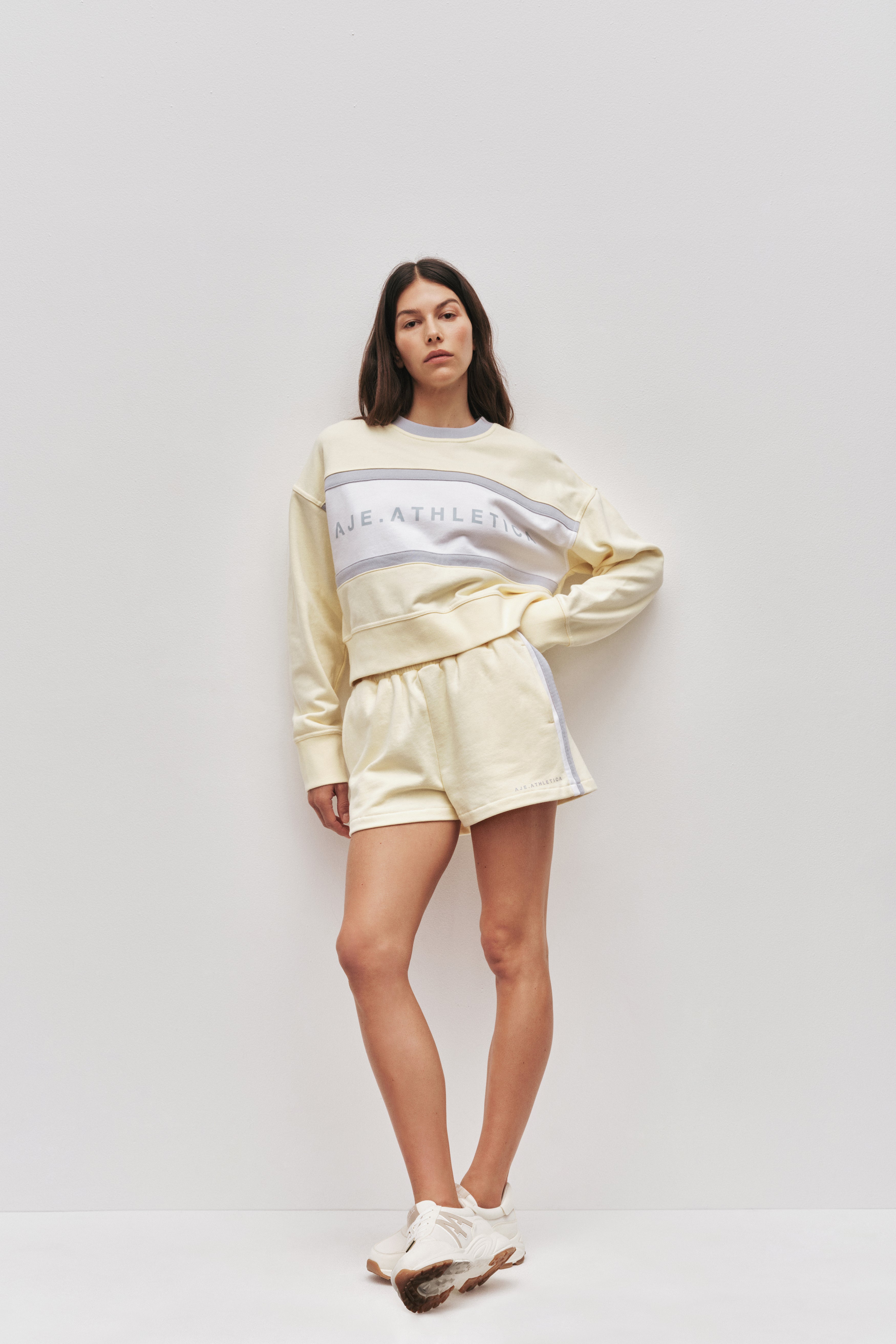 261AA3037_LMN_1_1756814564