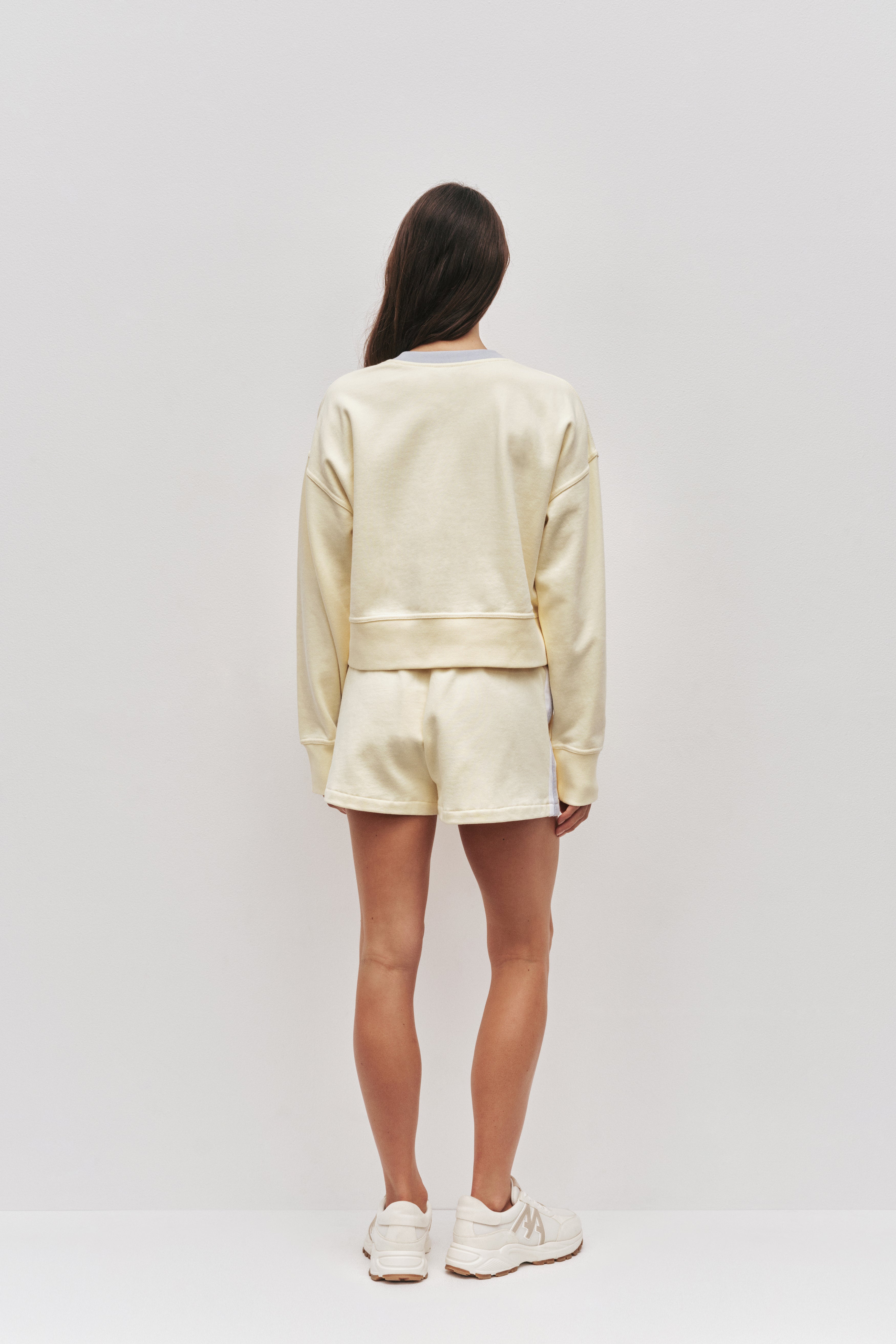 261AA3037_LMN_6_1756814574