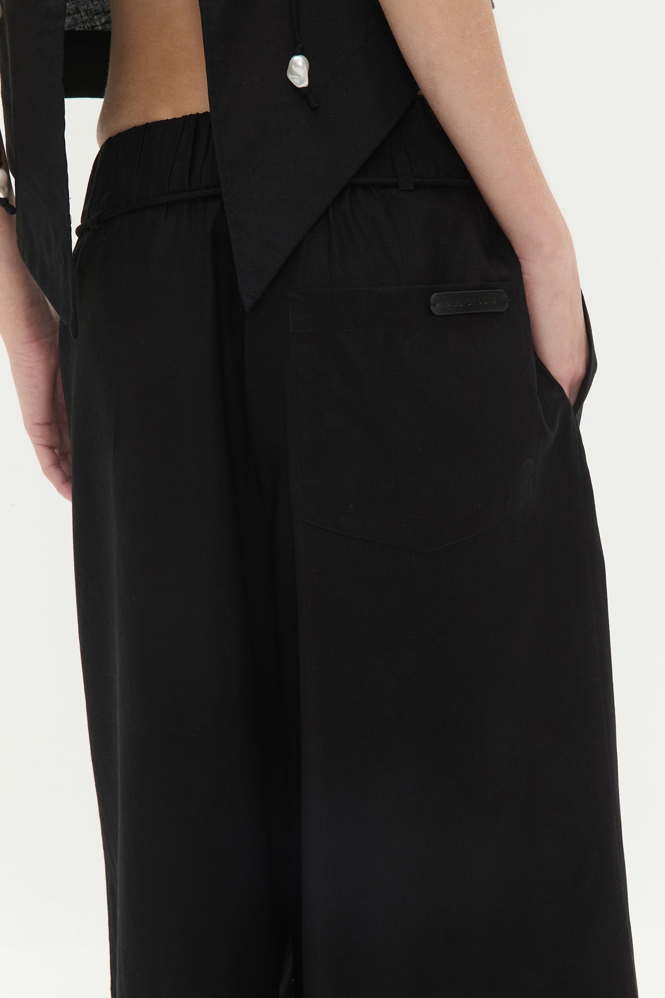 261AS3005_BLK_6_1753142539