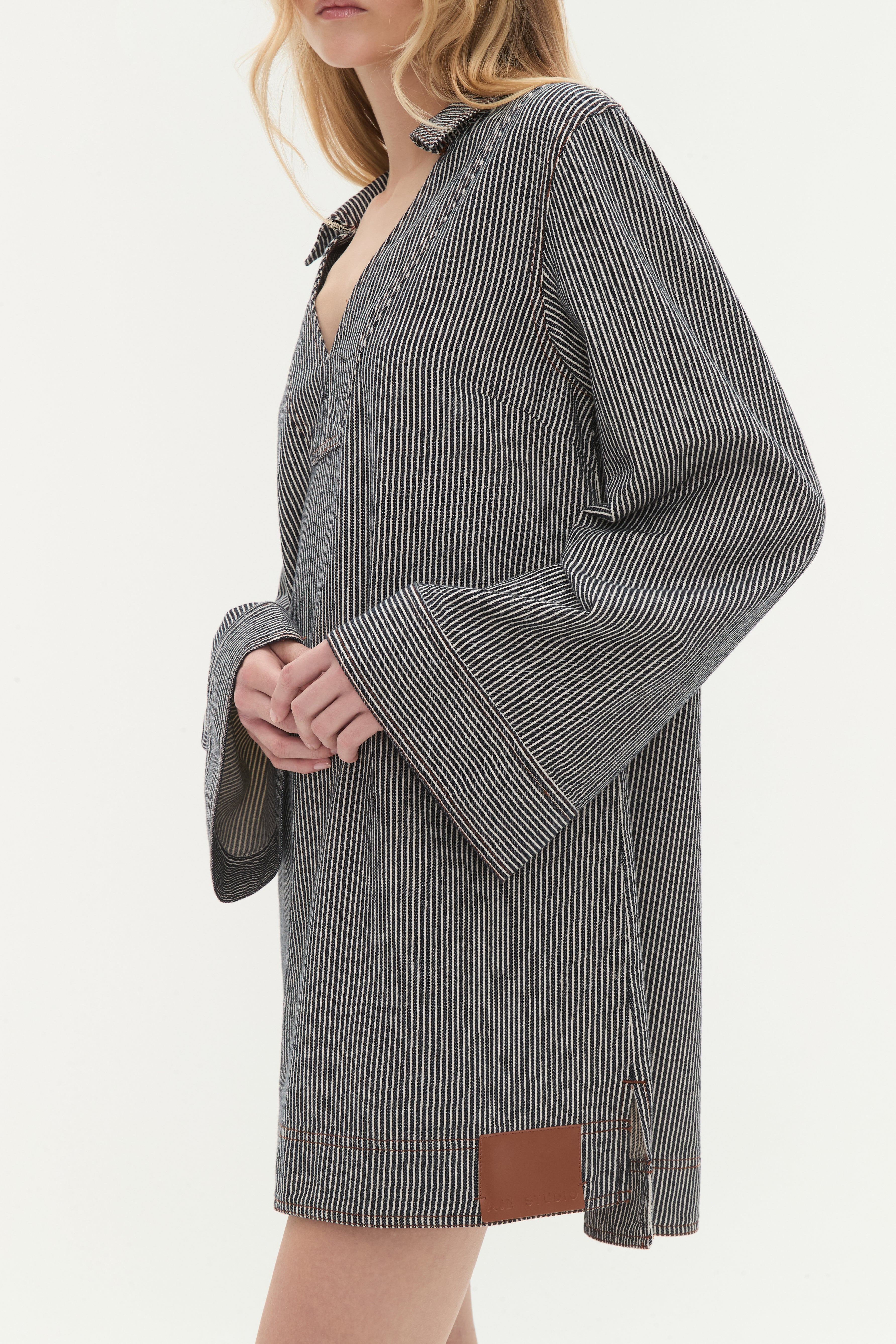 261AS5057_DNM-STRP_6_1753143533