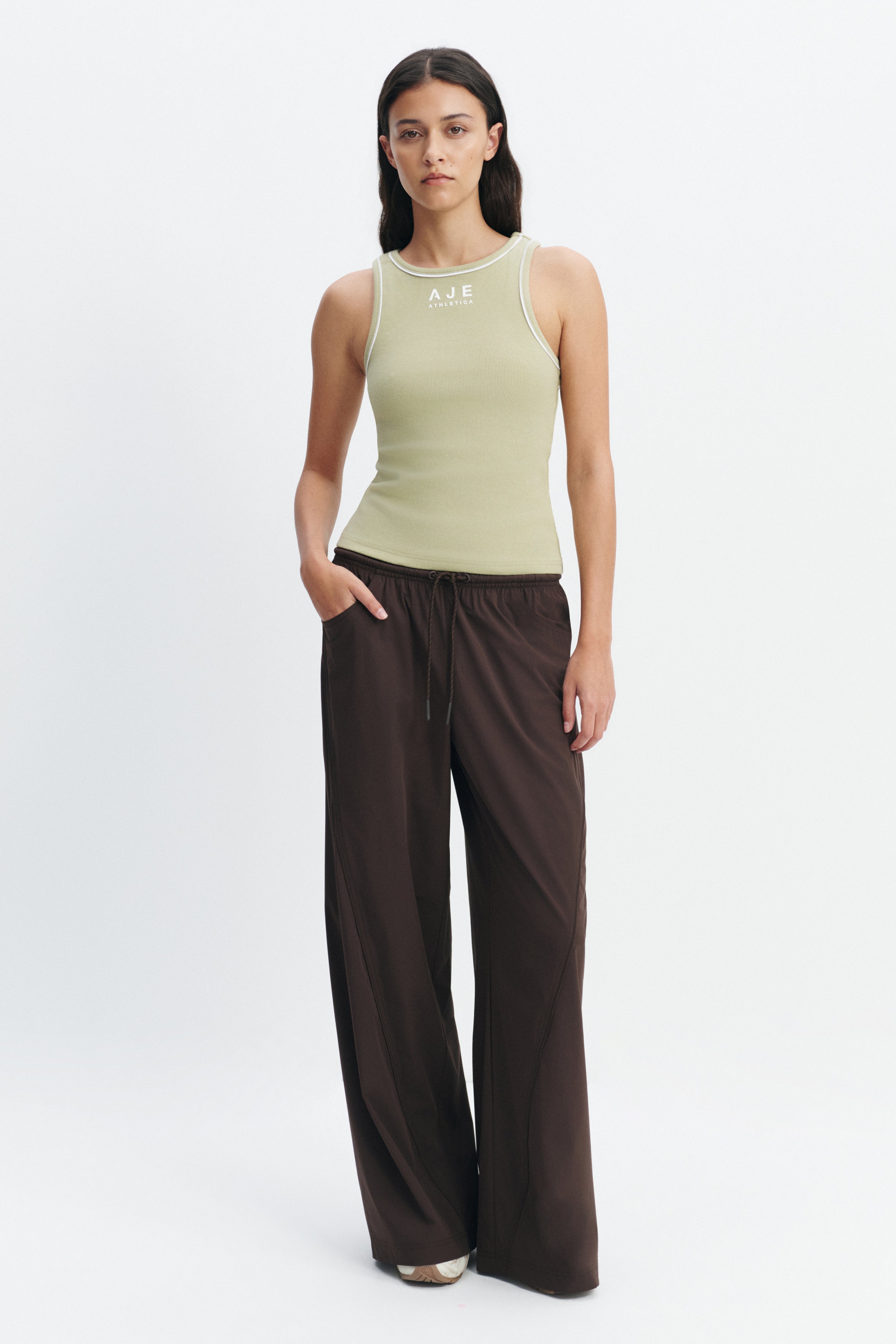 262AA1001_Lemongrass_272AA3009_Chocolate_4_1790663996