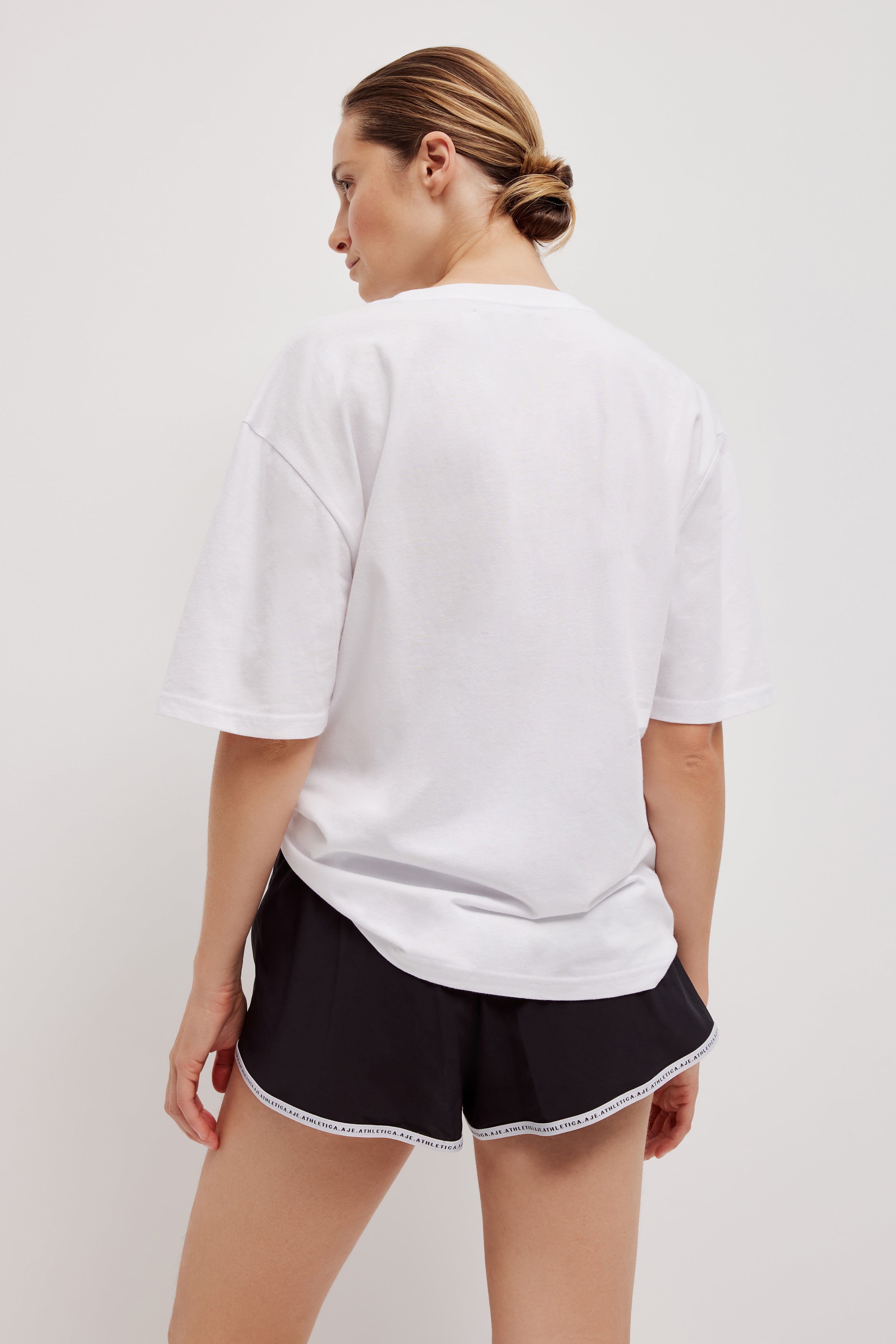 262AA1018_WHT_5_1760060983