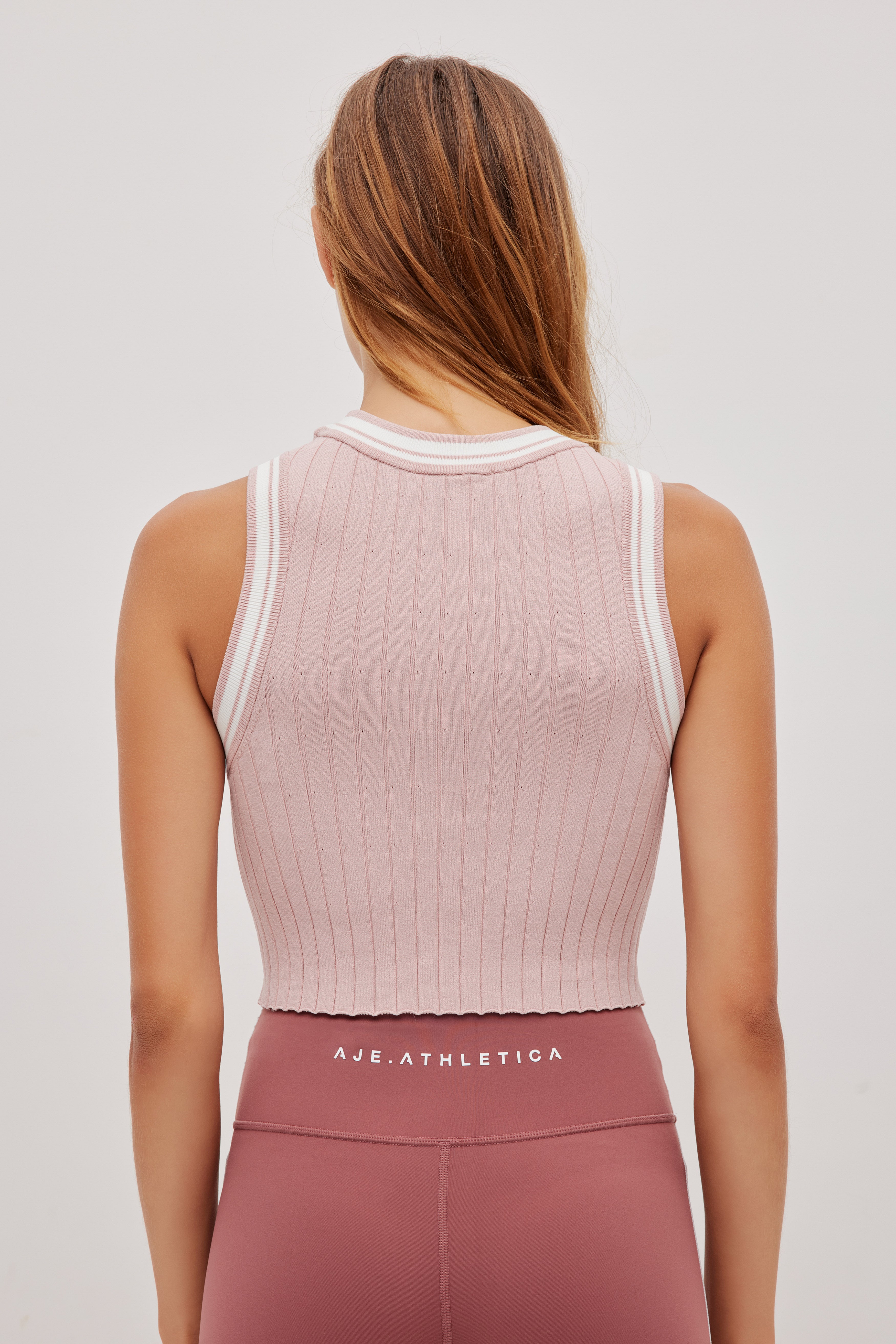 262AA1027_PRMRSE-PNK_8_1764539899