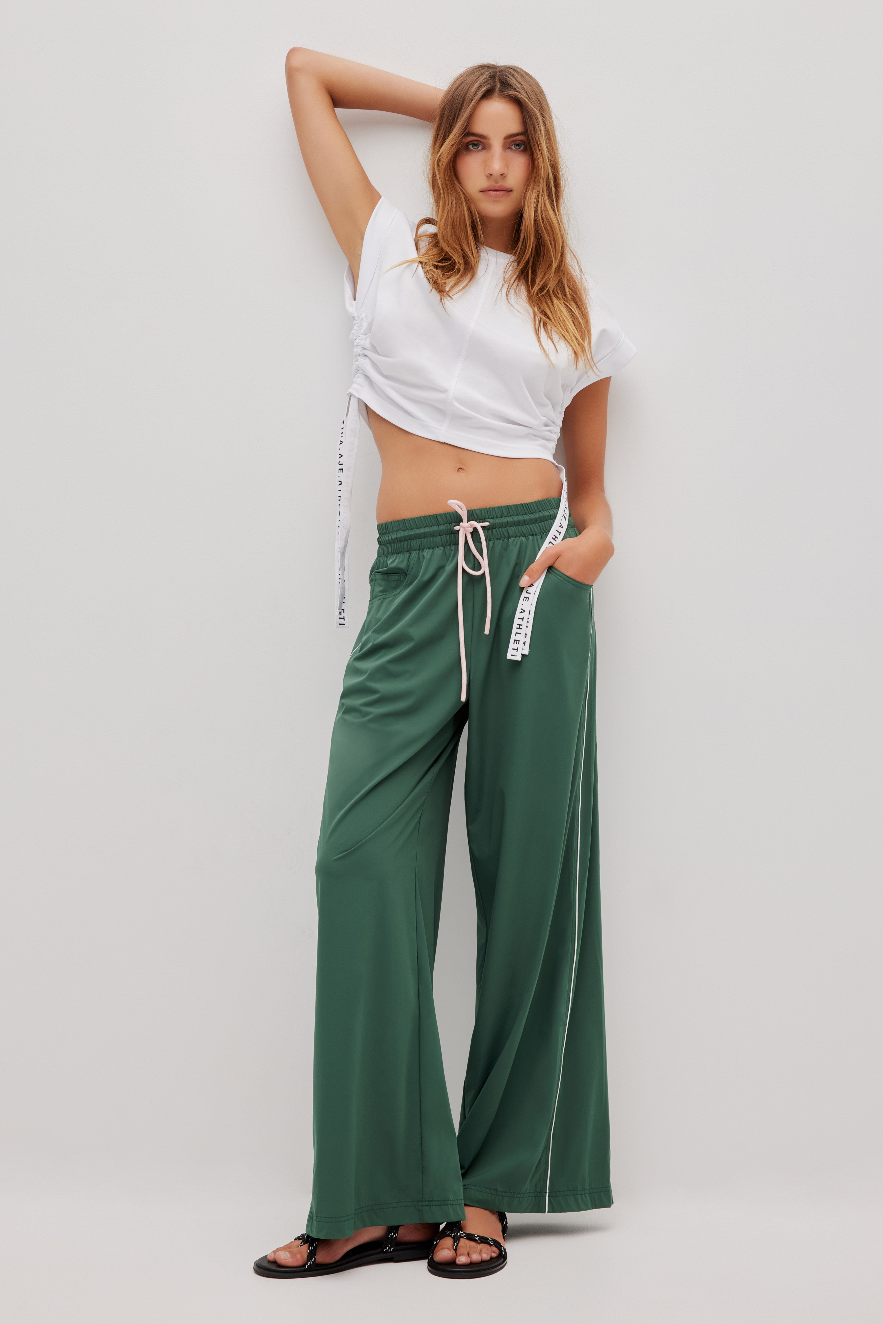 262AA3014_VLCTY-GRN_1_1762209390