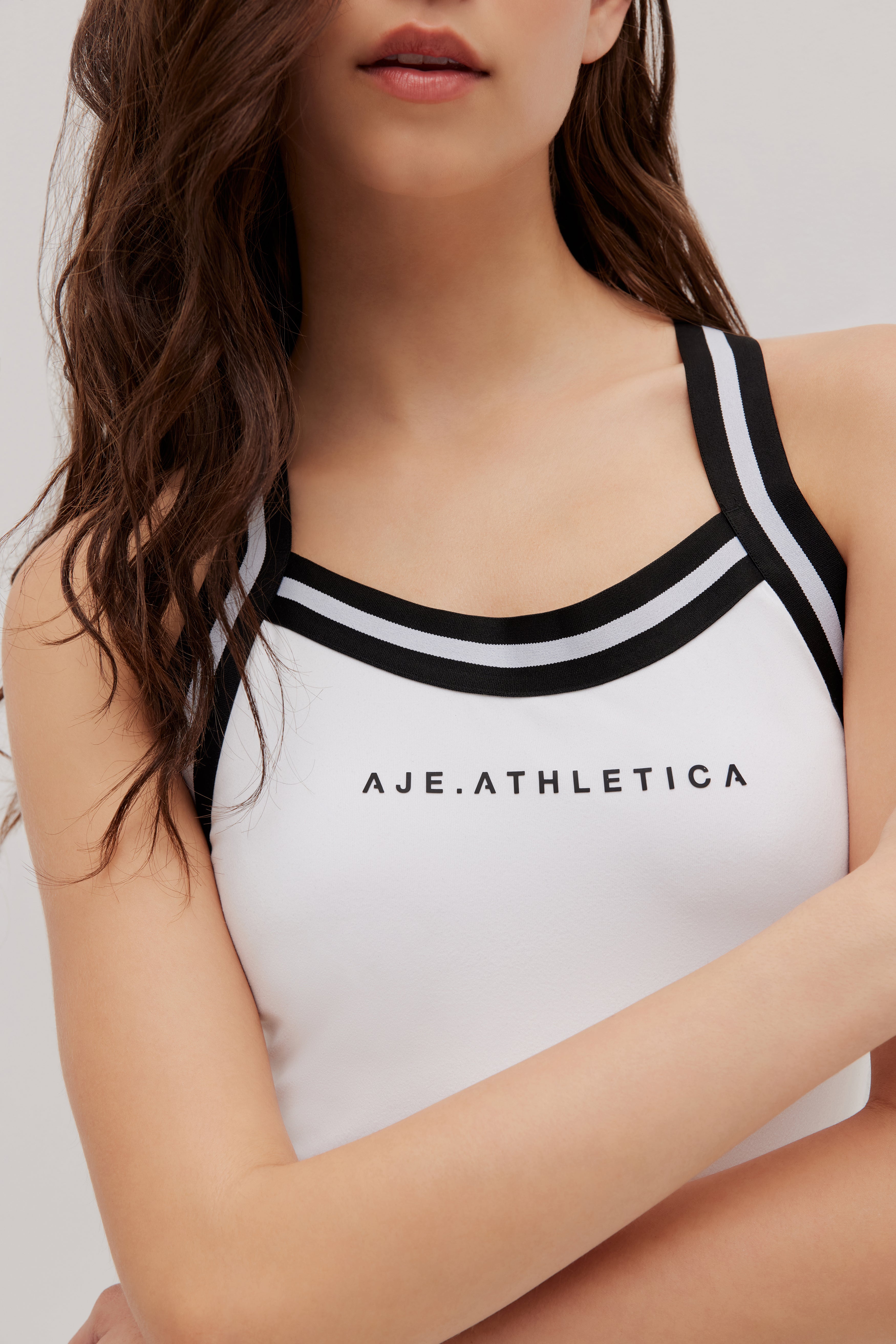 262AA5002_WHT_7_1761713645