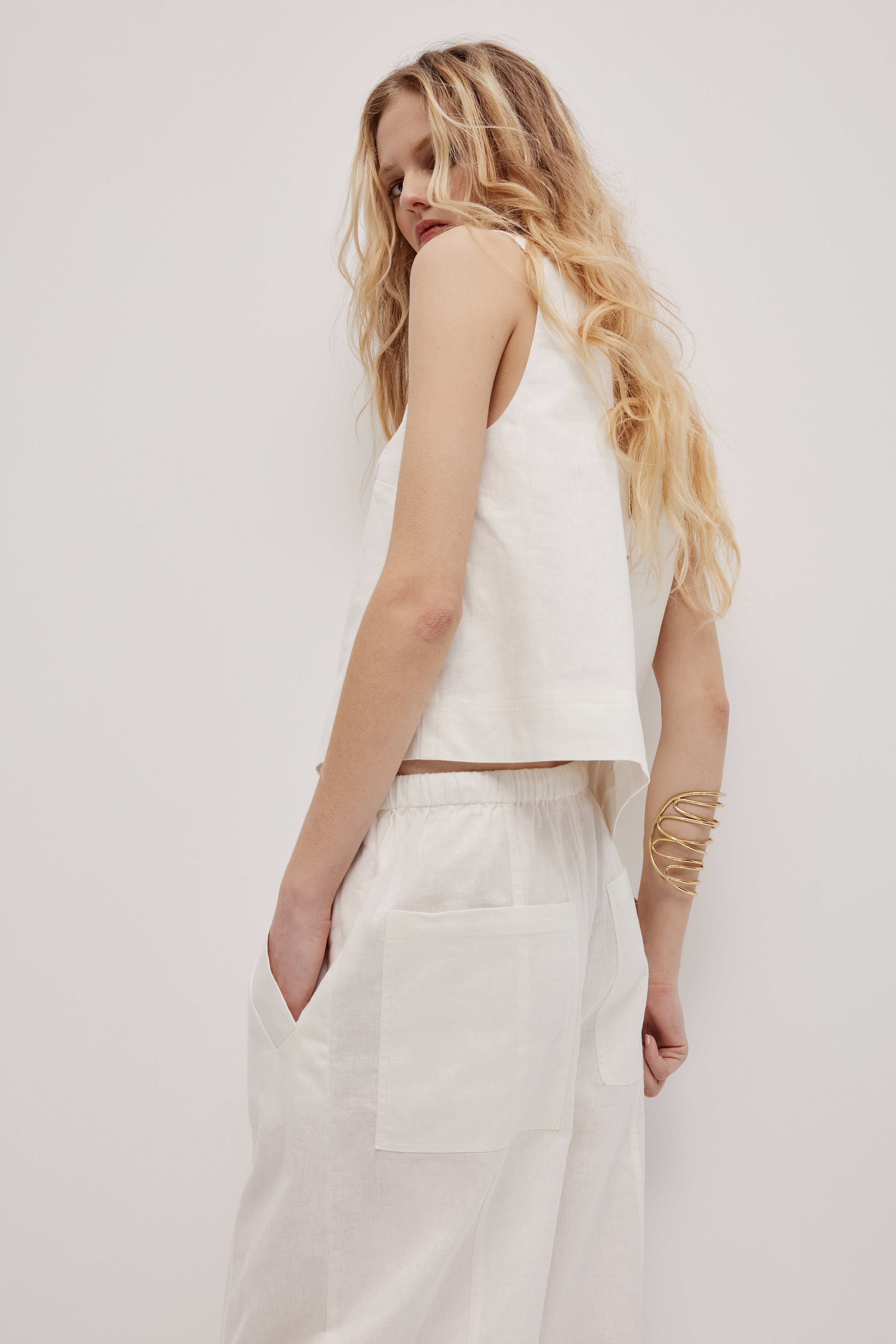 262AS1004_WHT_4_1758856572