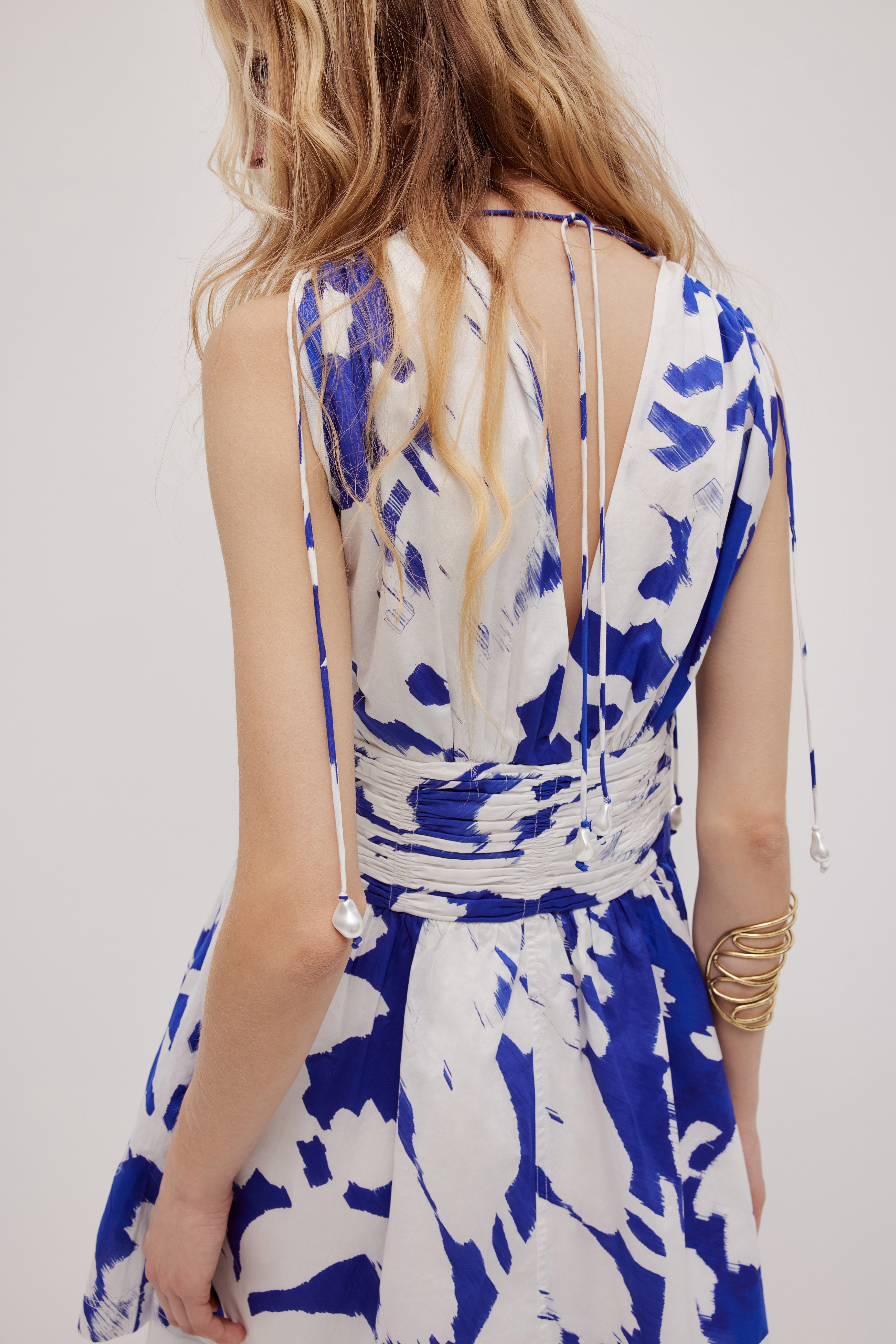 262AS5015_ELCTRC-BLM_5_1758857753