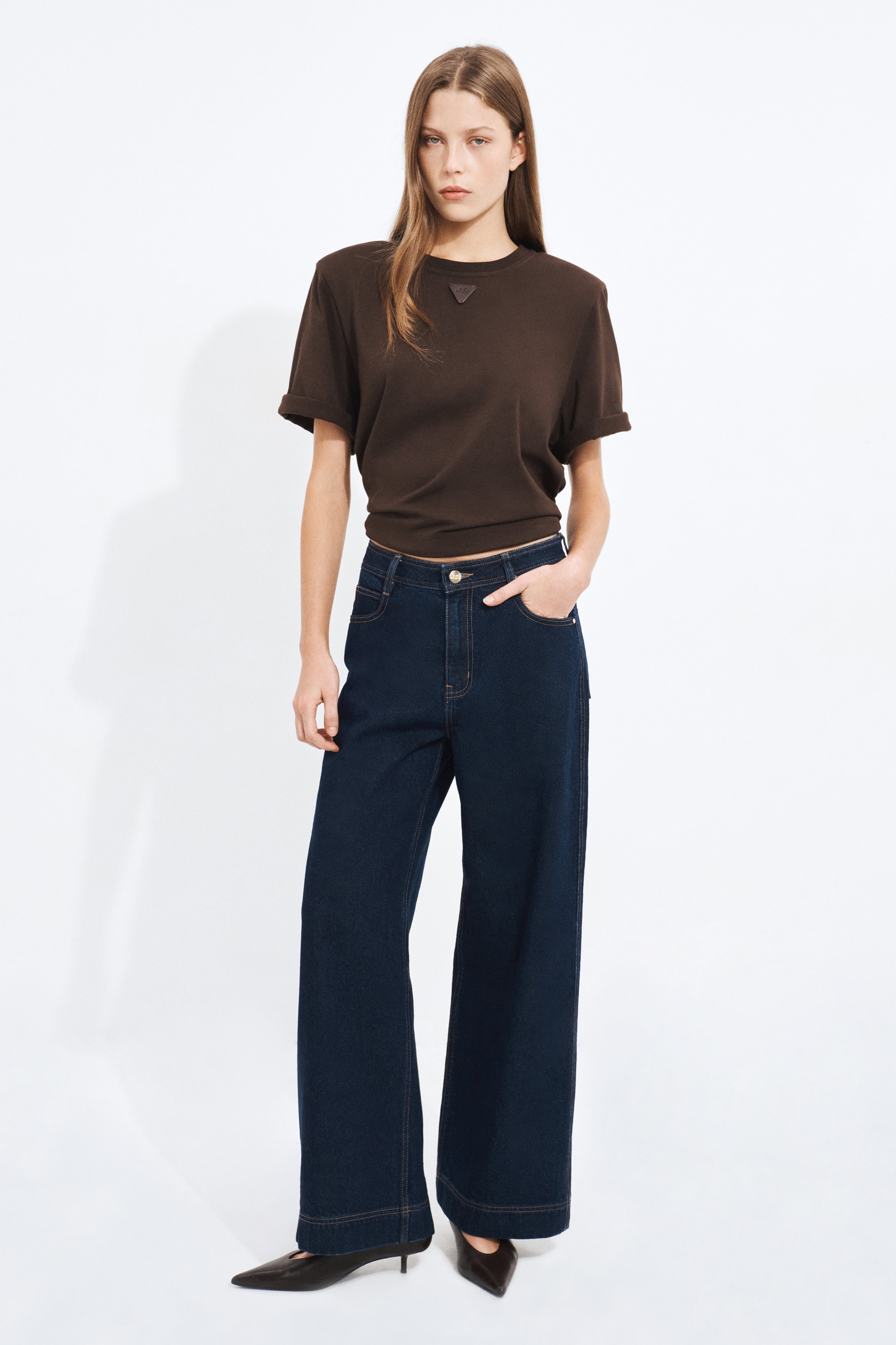 263AS1022_CHOC_3_1782954487