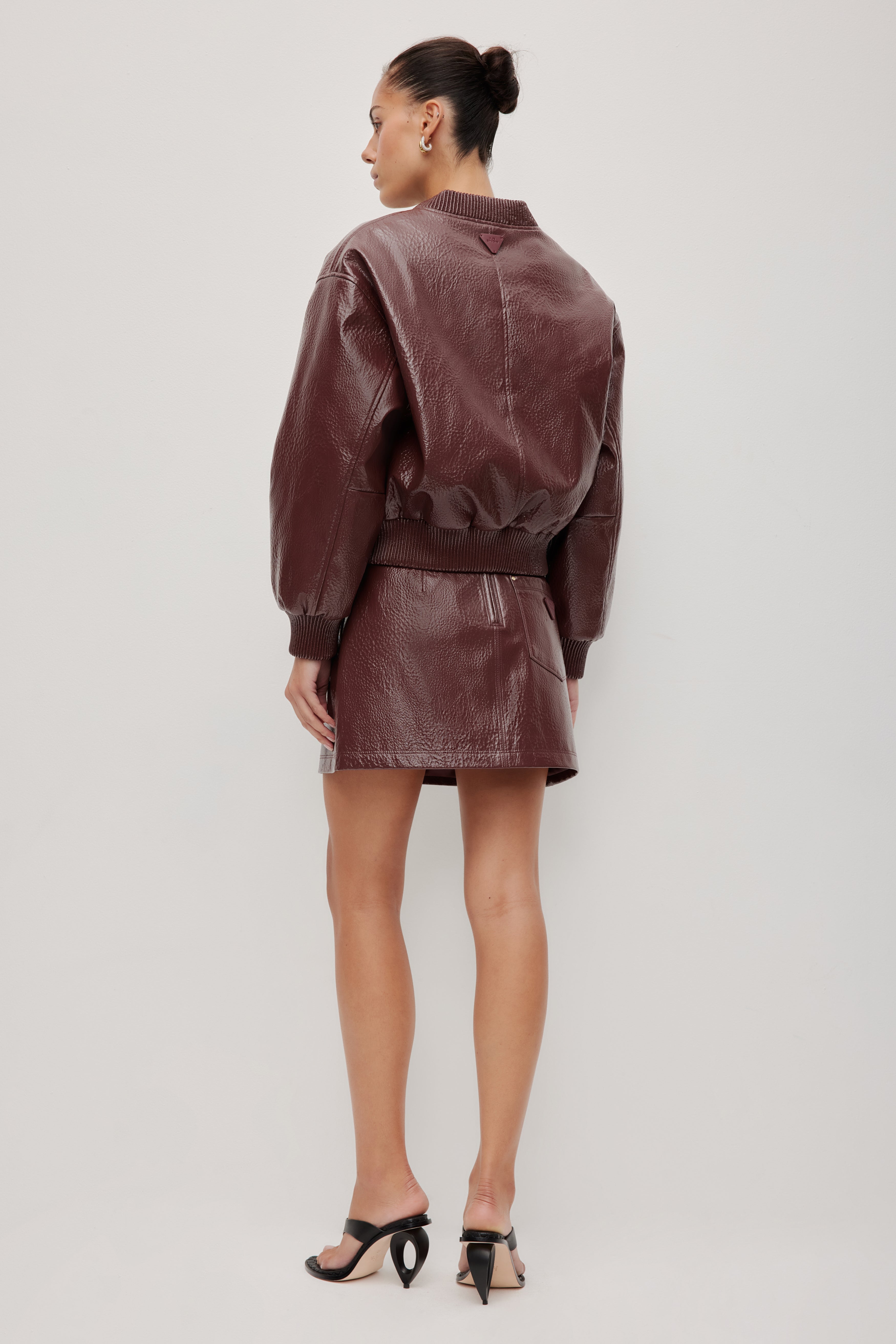 263AS2004_GARNET_6_1771286275