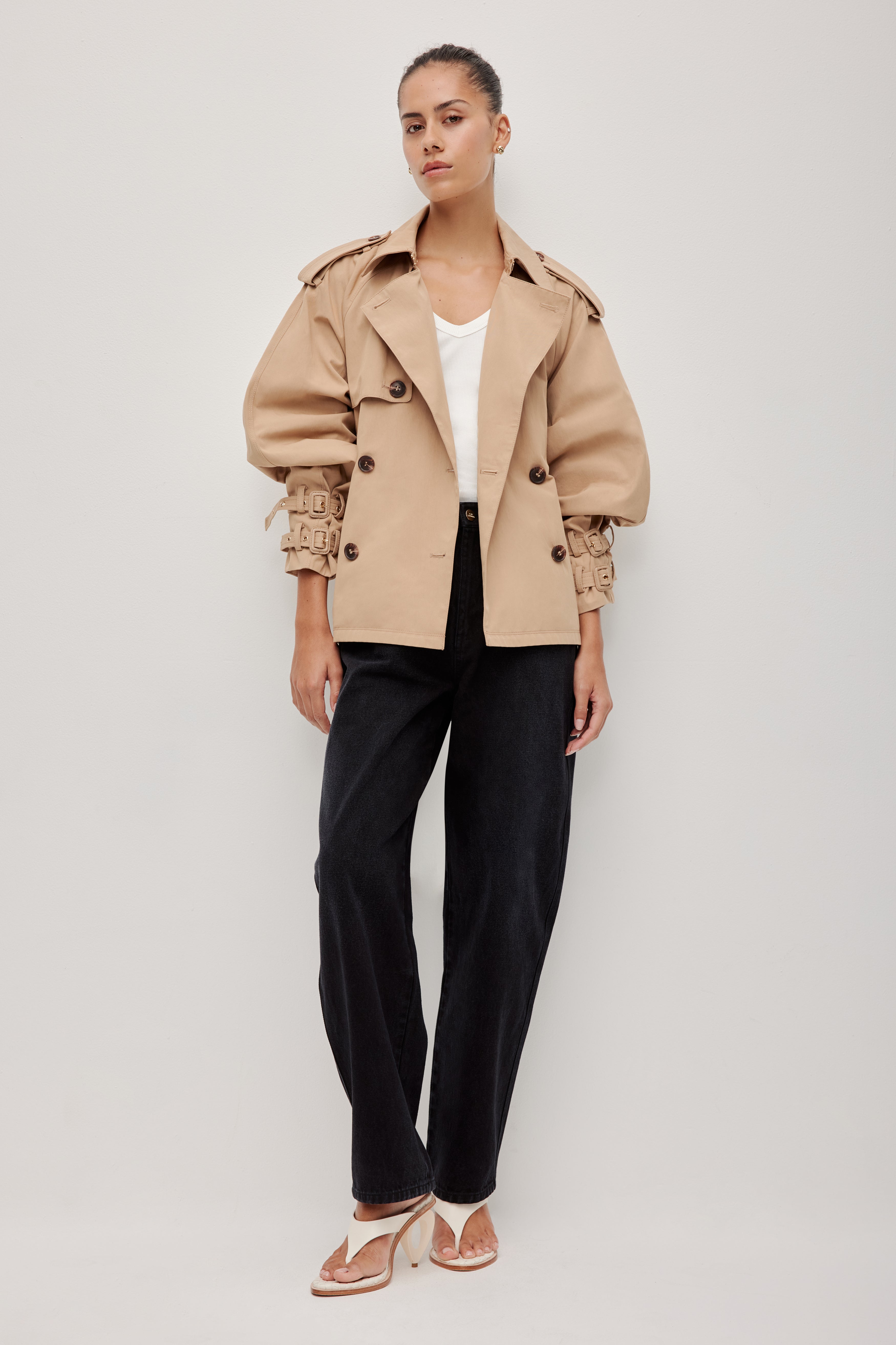 Aston Cropped Trench | Sandstone | Aje Studio – Aje International