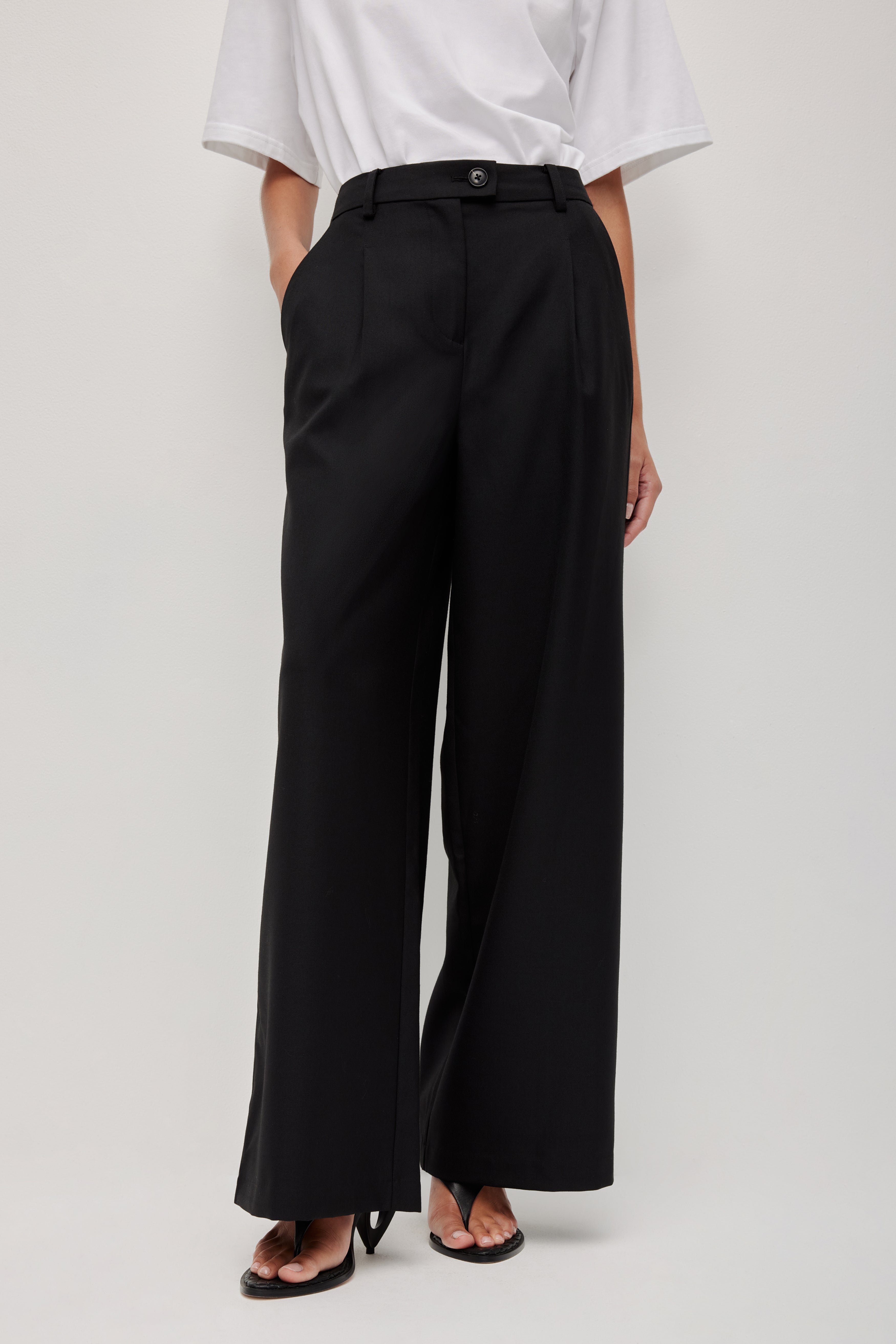 263AS3015_BLK_1436_1771286486