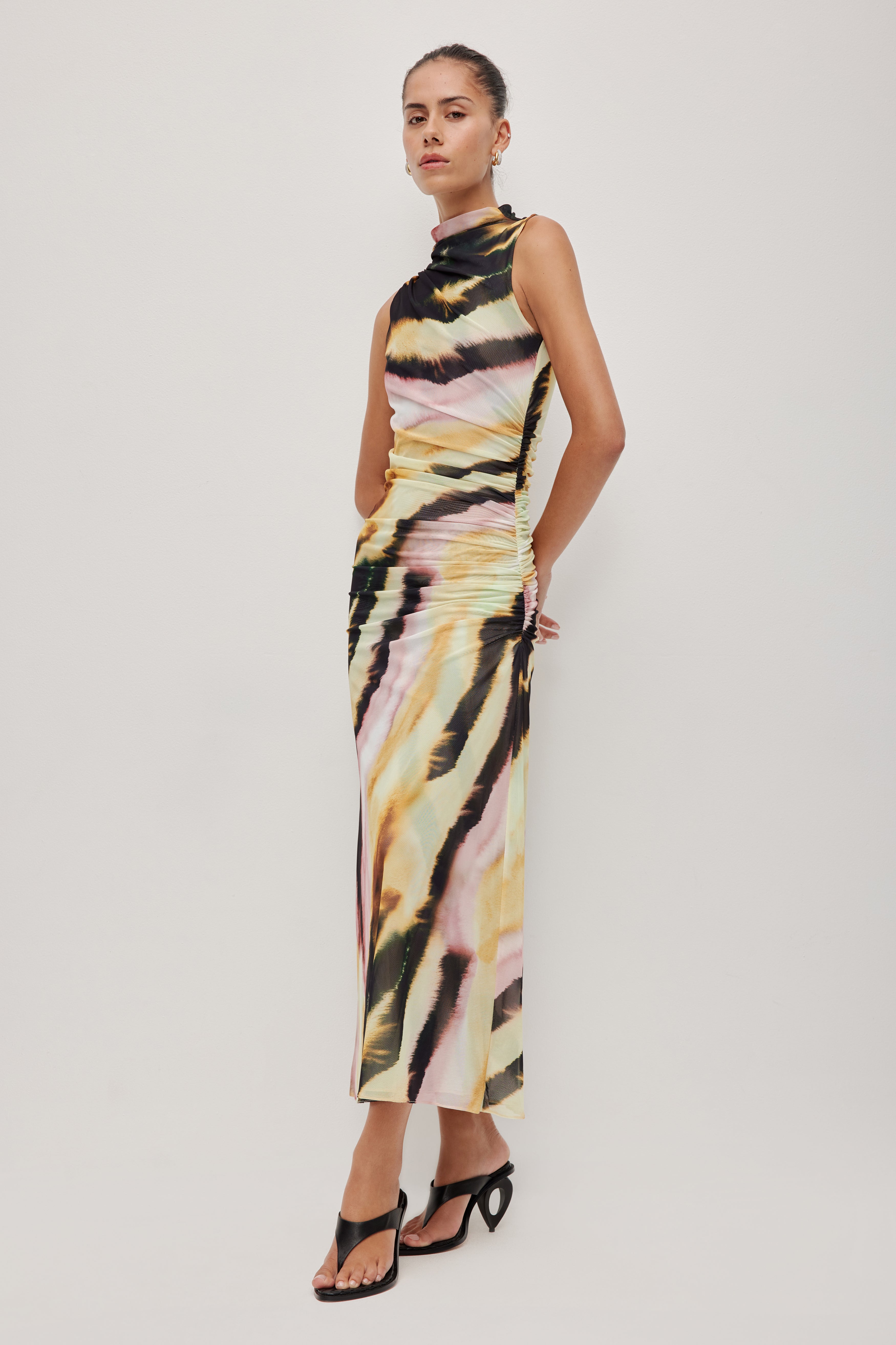 263AS5026_SOL-ZEB_2083_1771287656