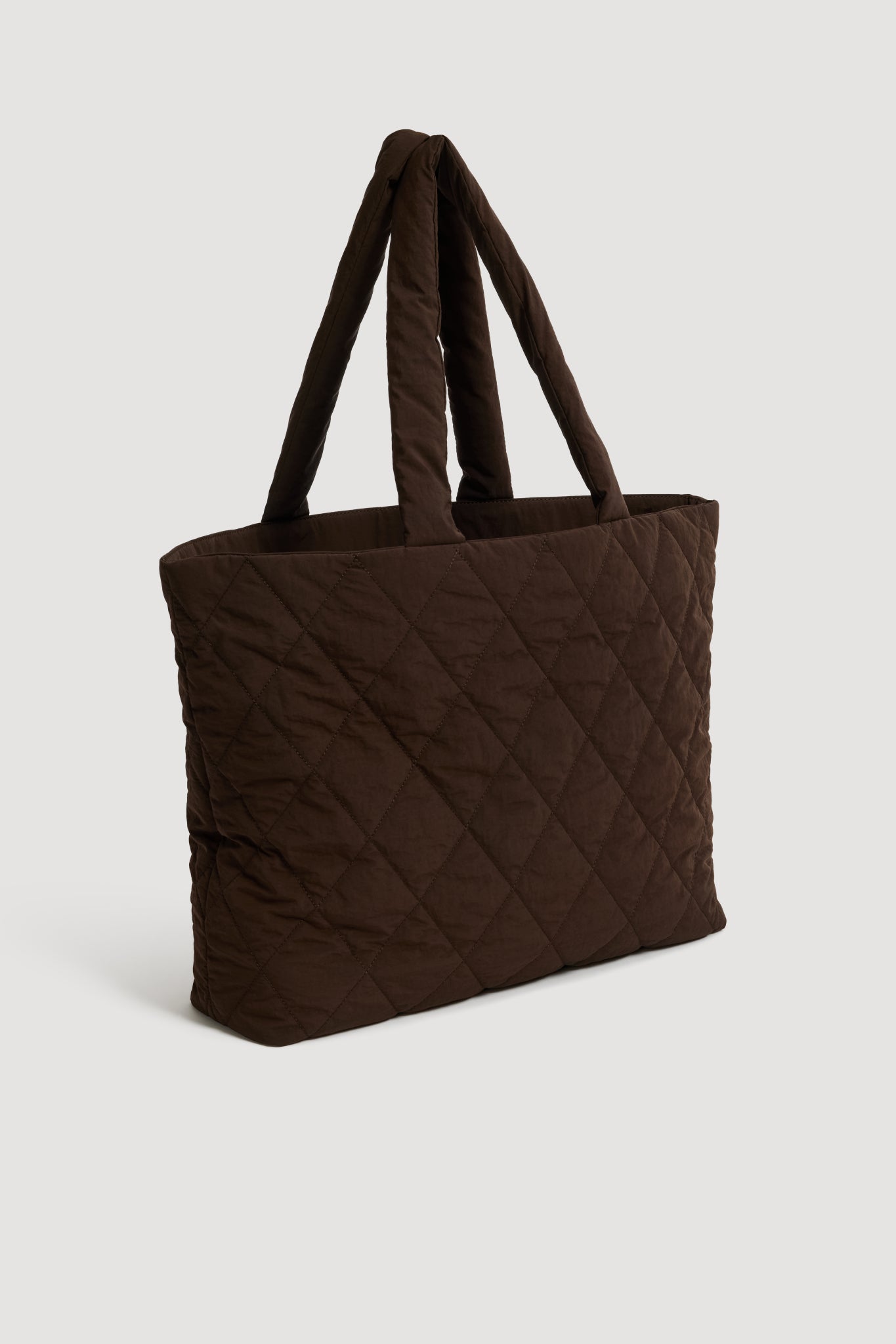 264AA6302_CHOC_3_1774326184