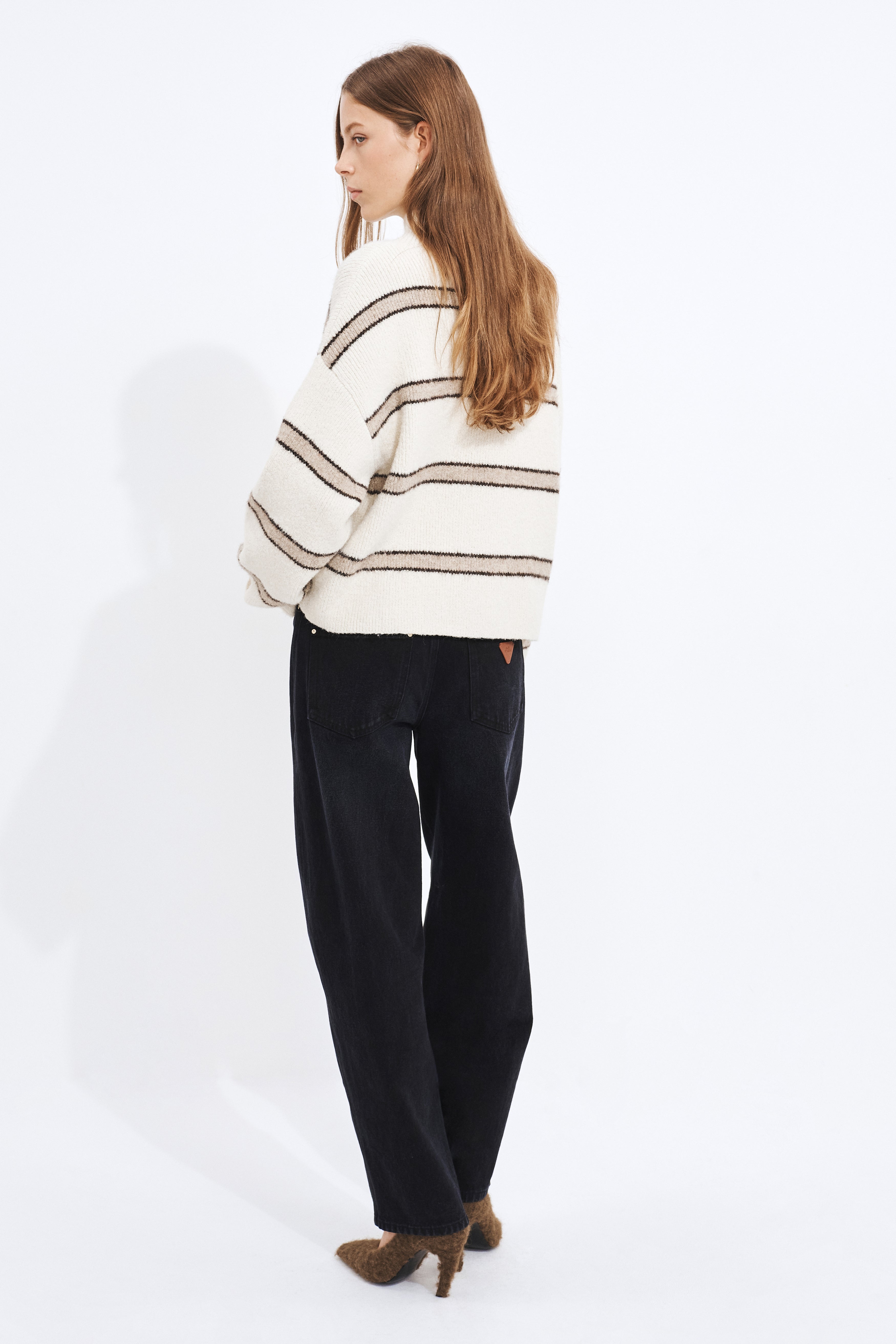 264AS1002_BEIGE-STRIPE_6_1774826957