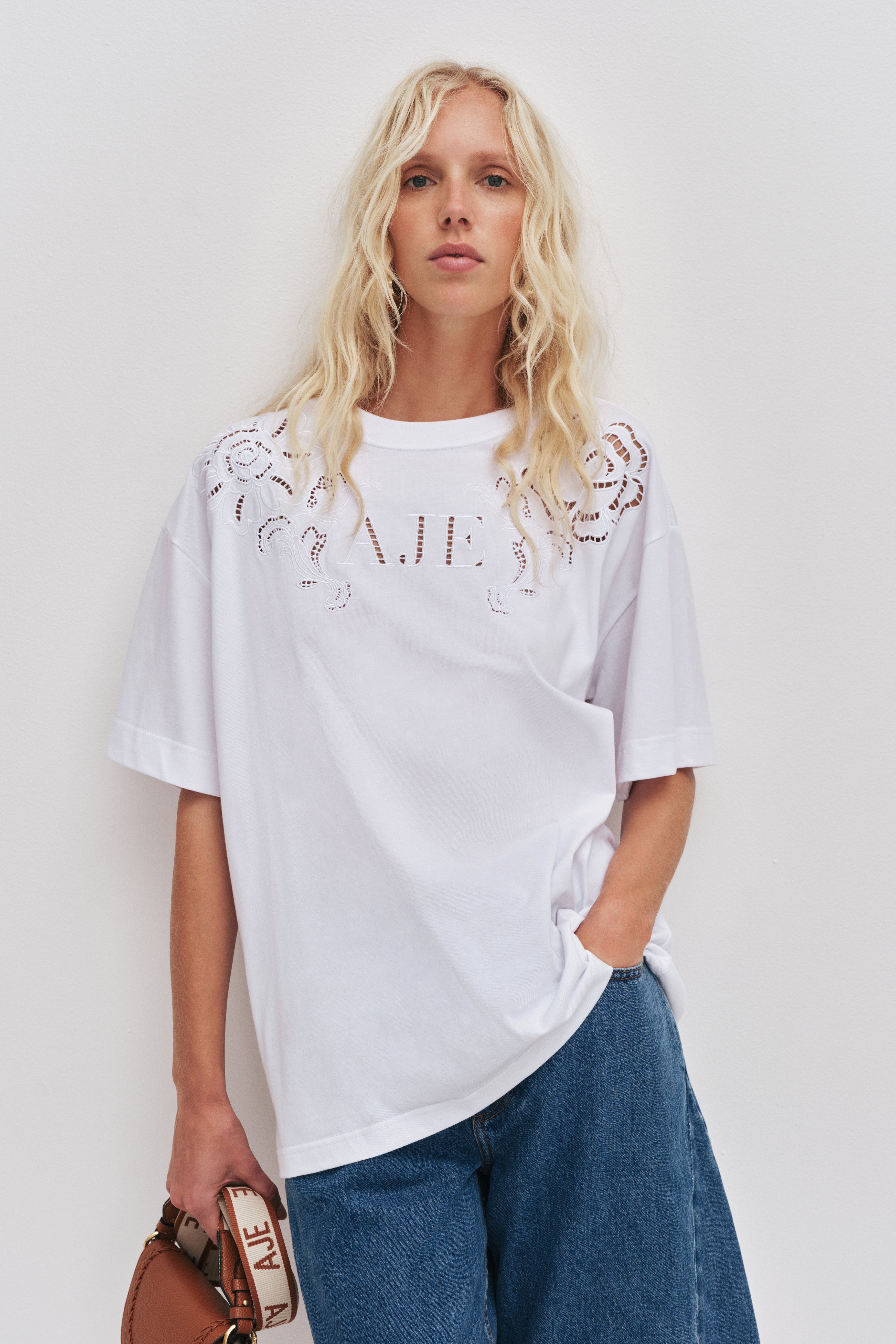 26CR1167_WHT_4_1766984379