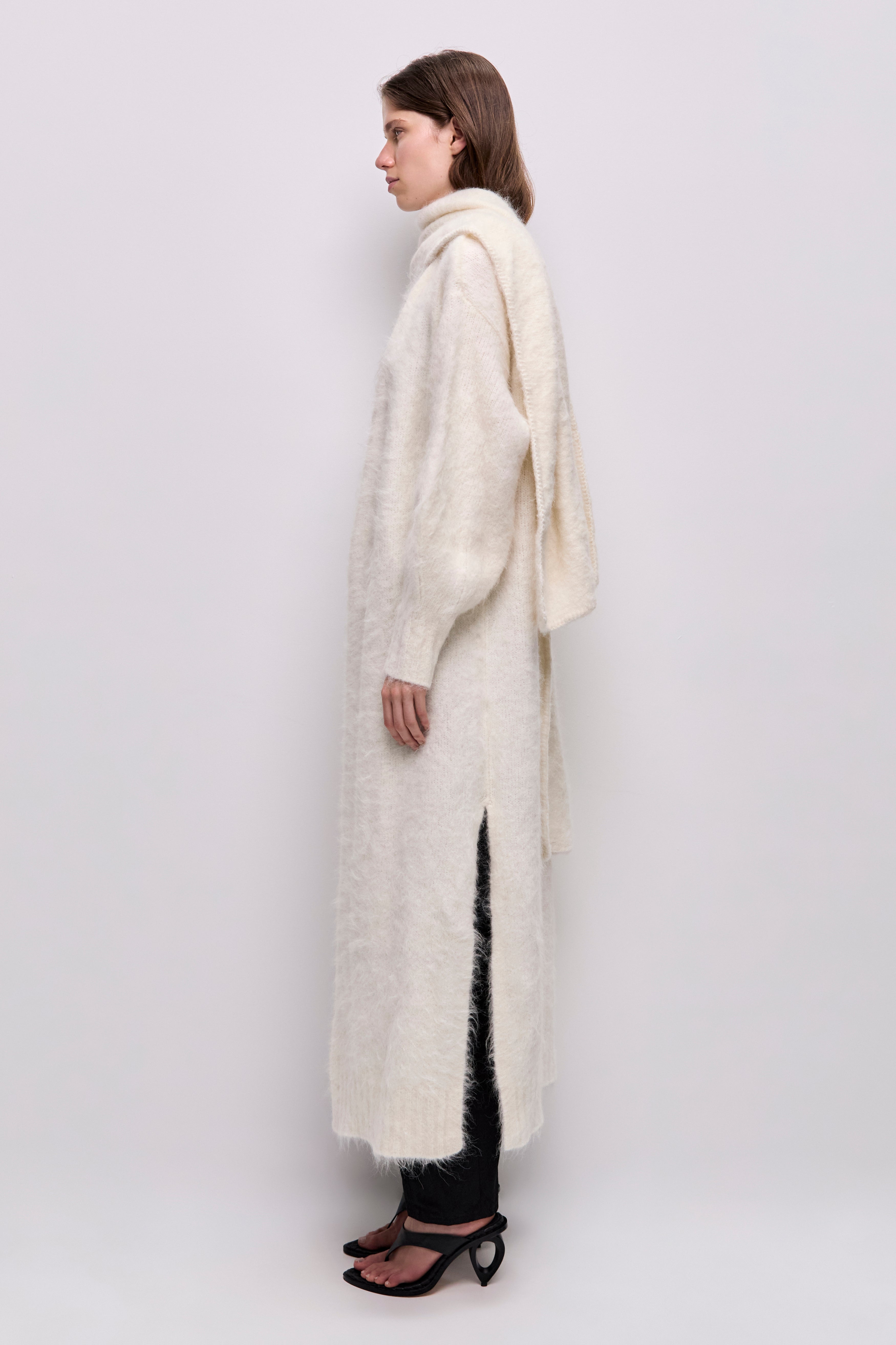 26PF2116_CRM_7_1773877039