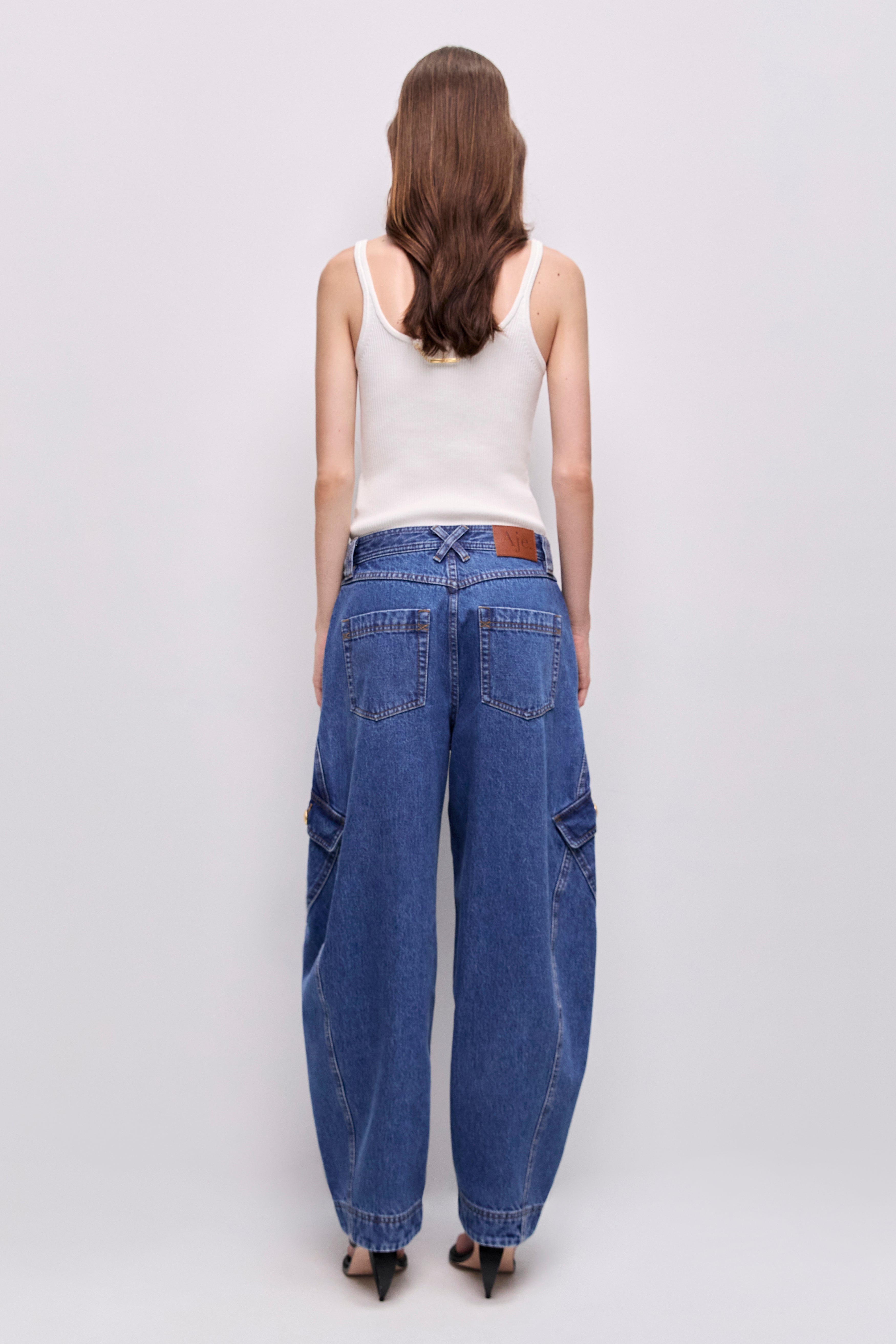 26PF3093_MID-WH-BLU_7_1773910296