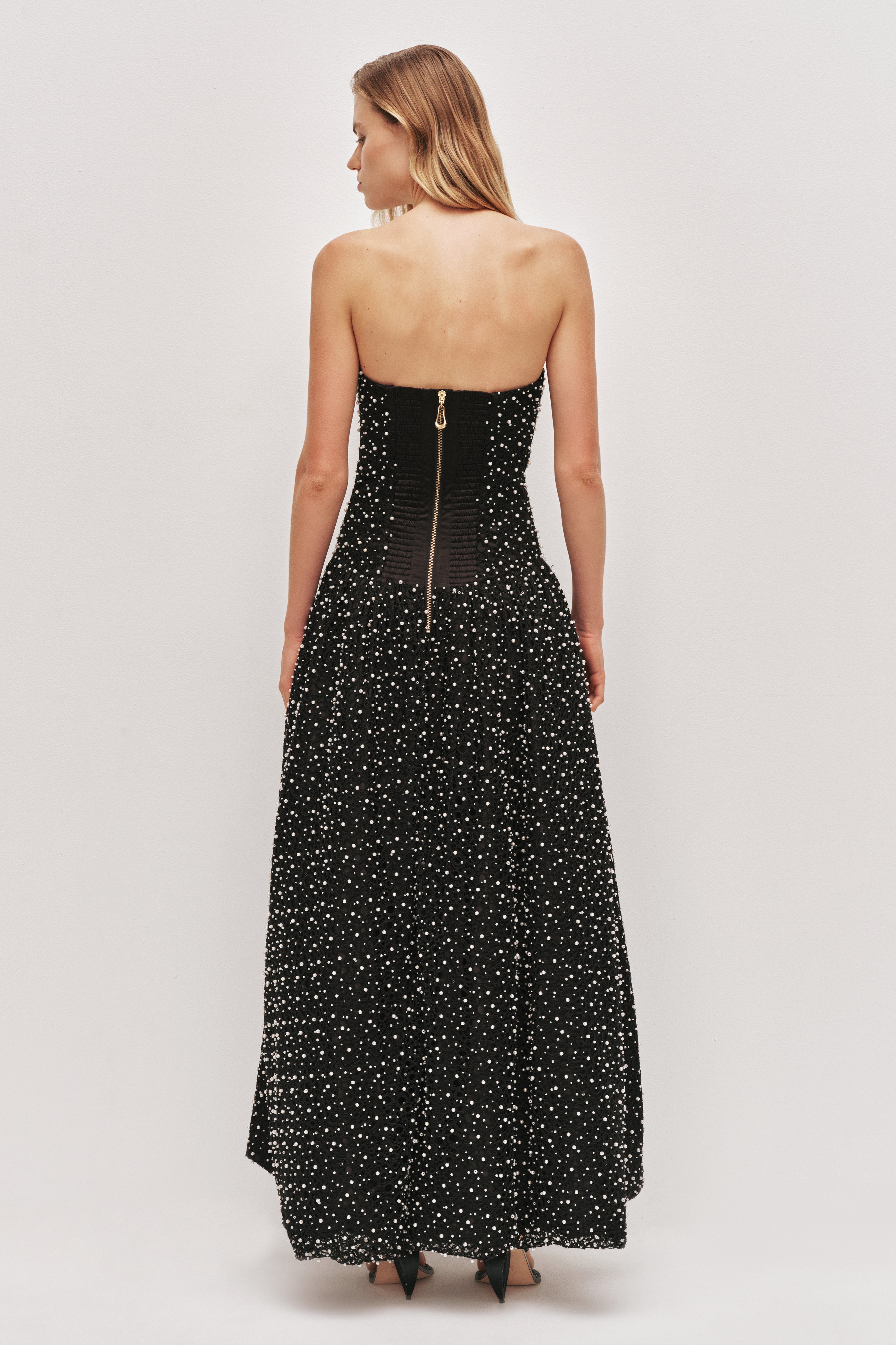 Regina Pearl Gown | Black