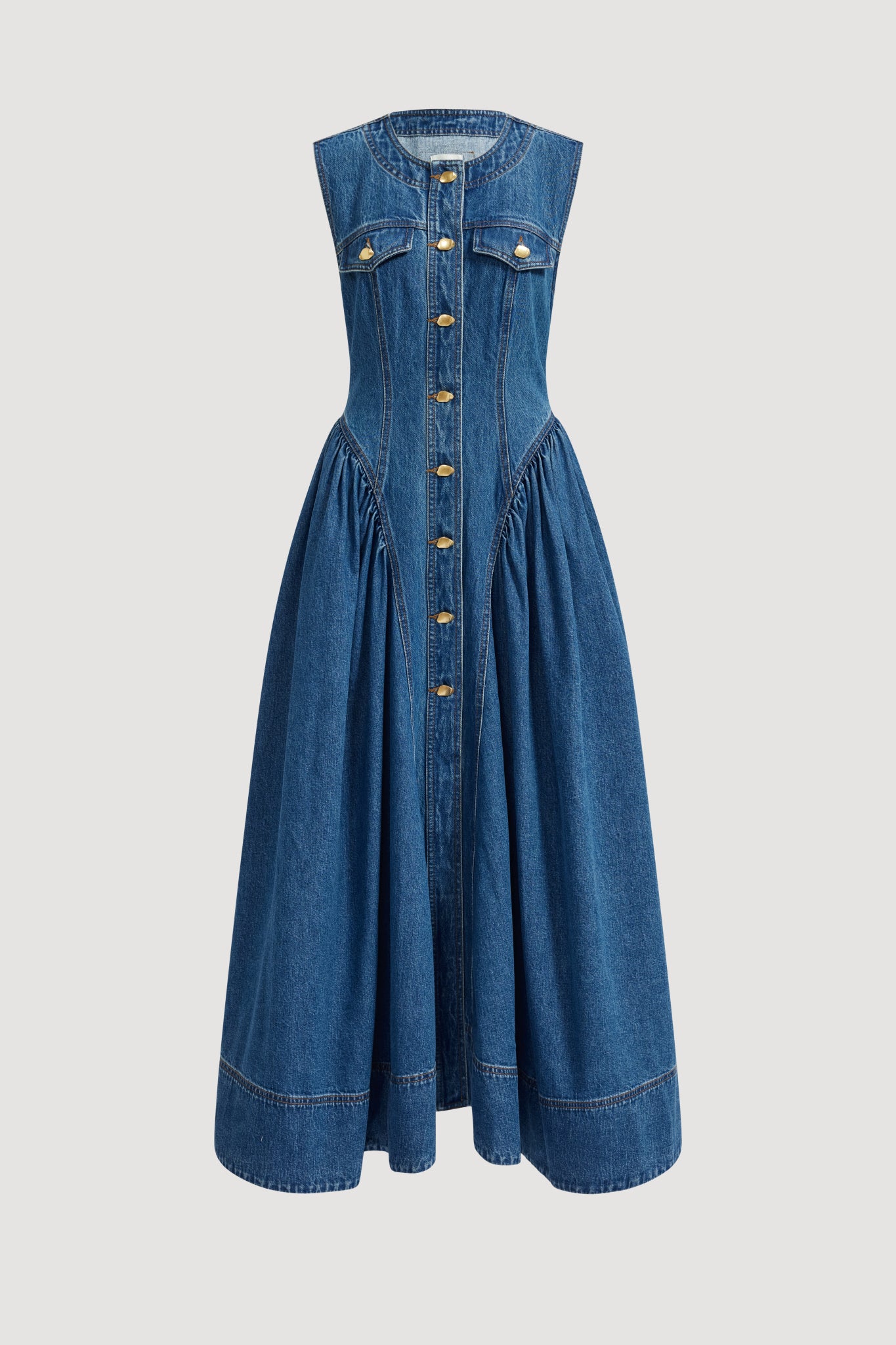 aje clay denim midi dress Denim on the brain. The Clay Denim Midi Dress is our go to heart stopping look, and we can't get enough. To shop this and more by Aje, drop by our store