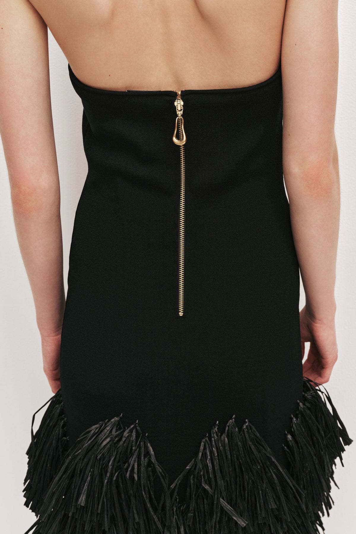 aje black feather dress Elva Raffia Knit Midi One Shoulder Asymmetrical Pleated ships-free Size:xlarge Heavyweight ribbed knit with