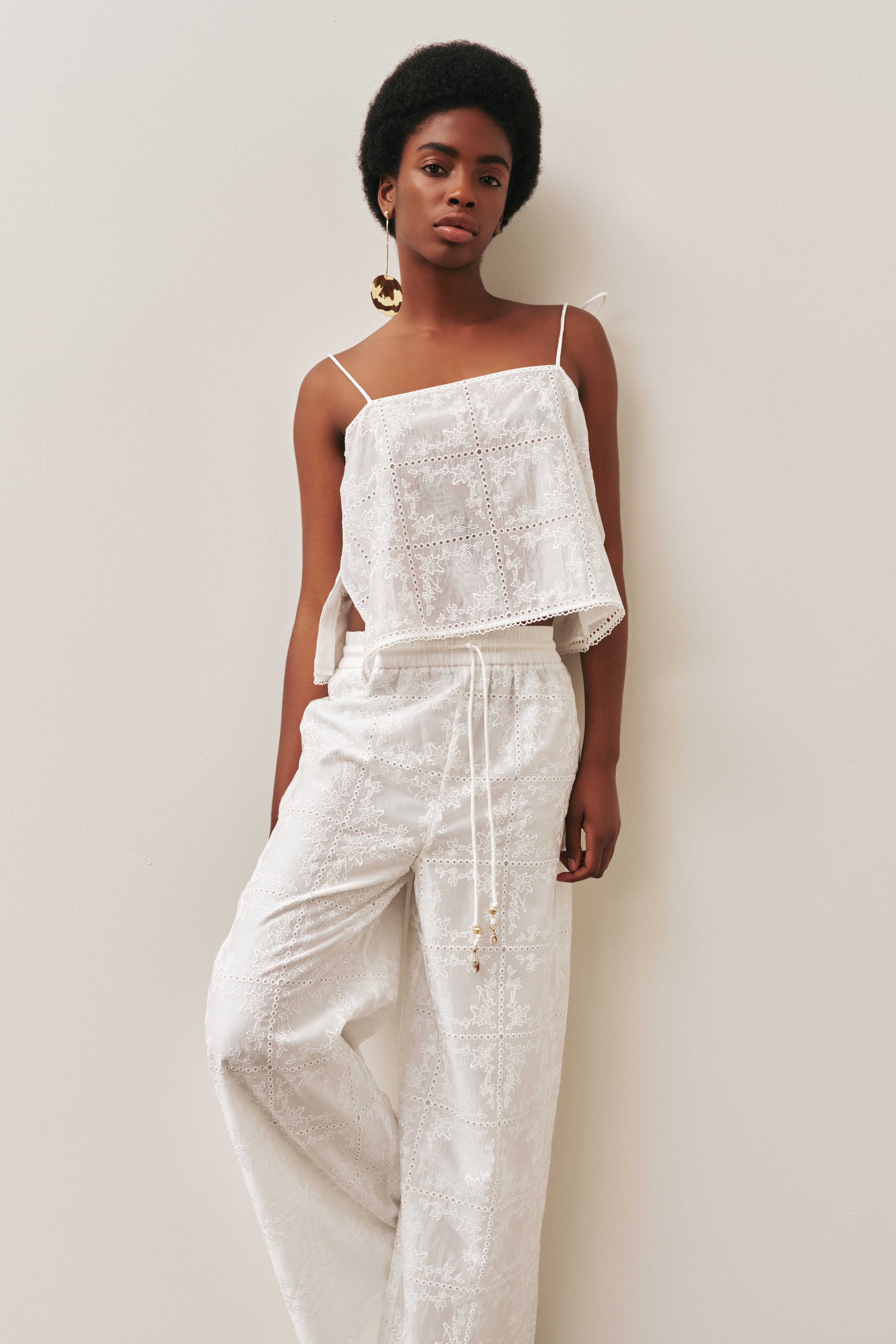 26RE1092_IVRY_7_1764198838