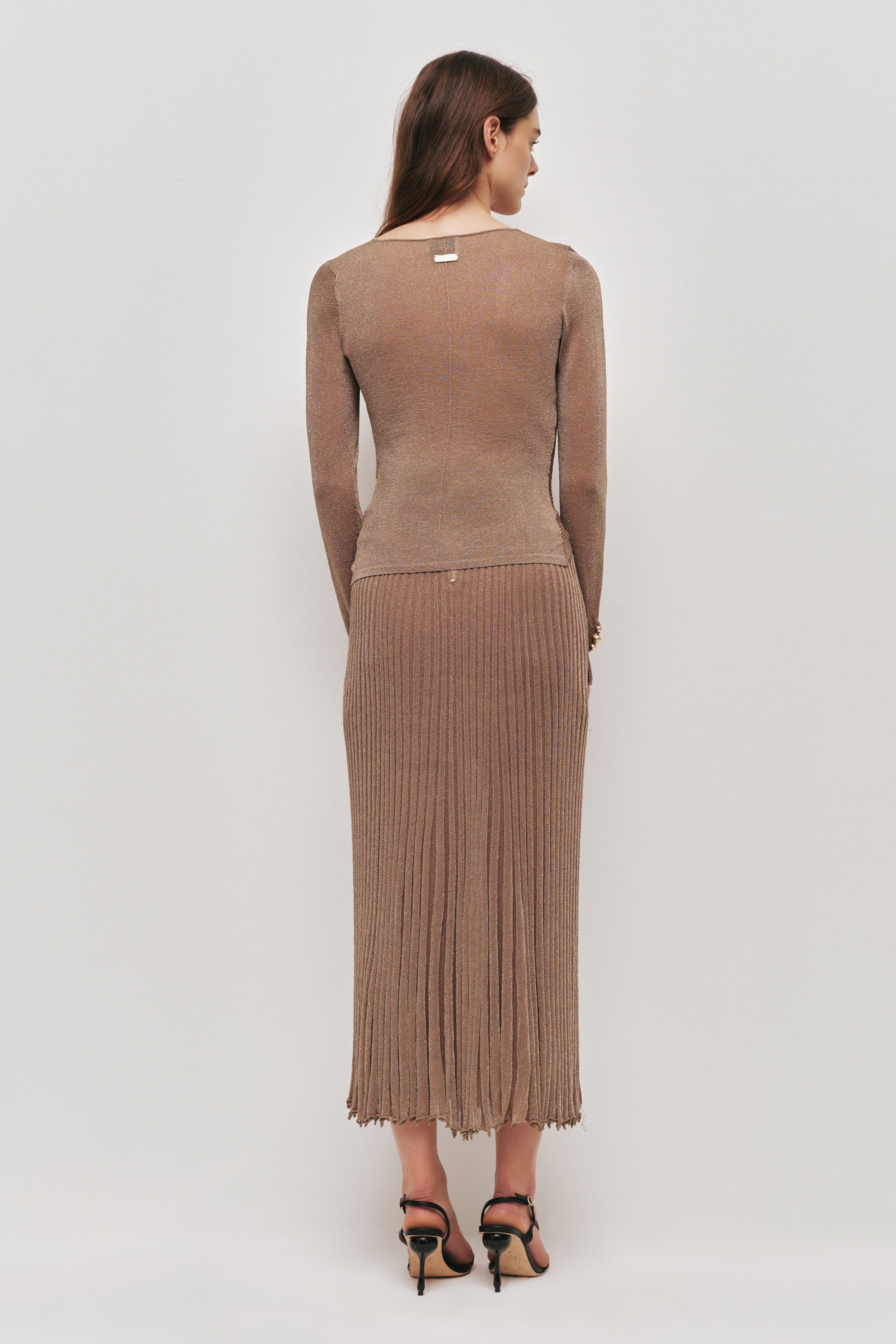 26RE1119_BUNISH-GLD_6_1761518630