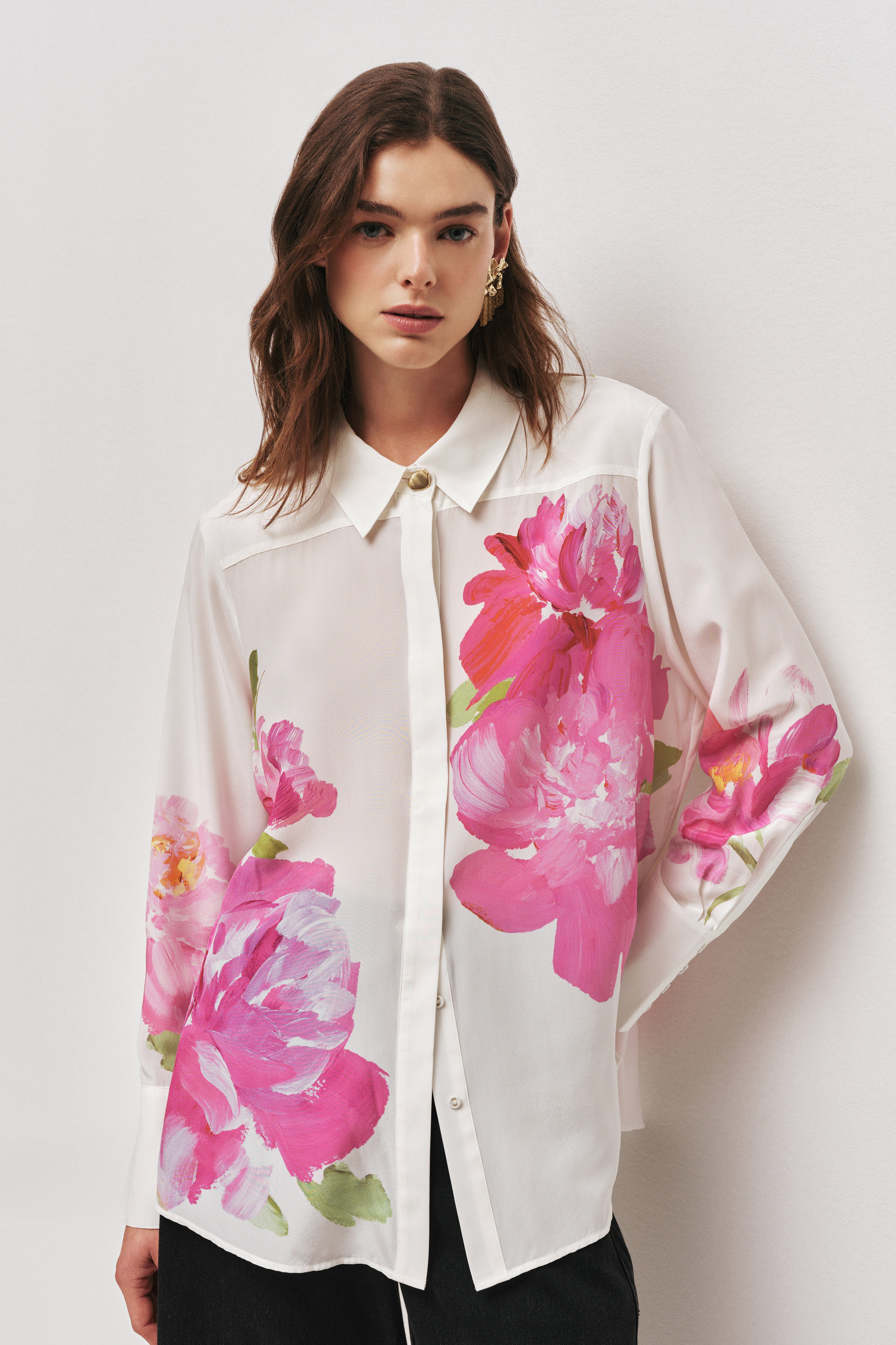 26RE1405_ROSA-BOLD-LIGHT_4_1760579951