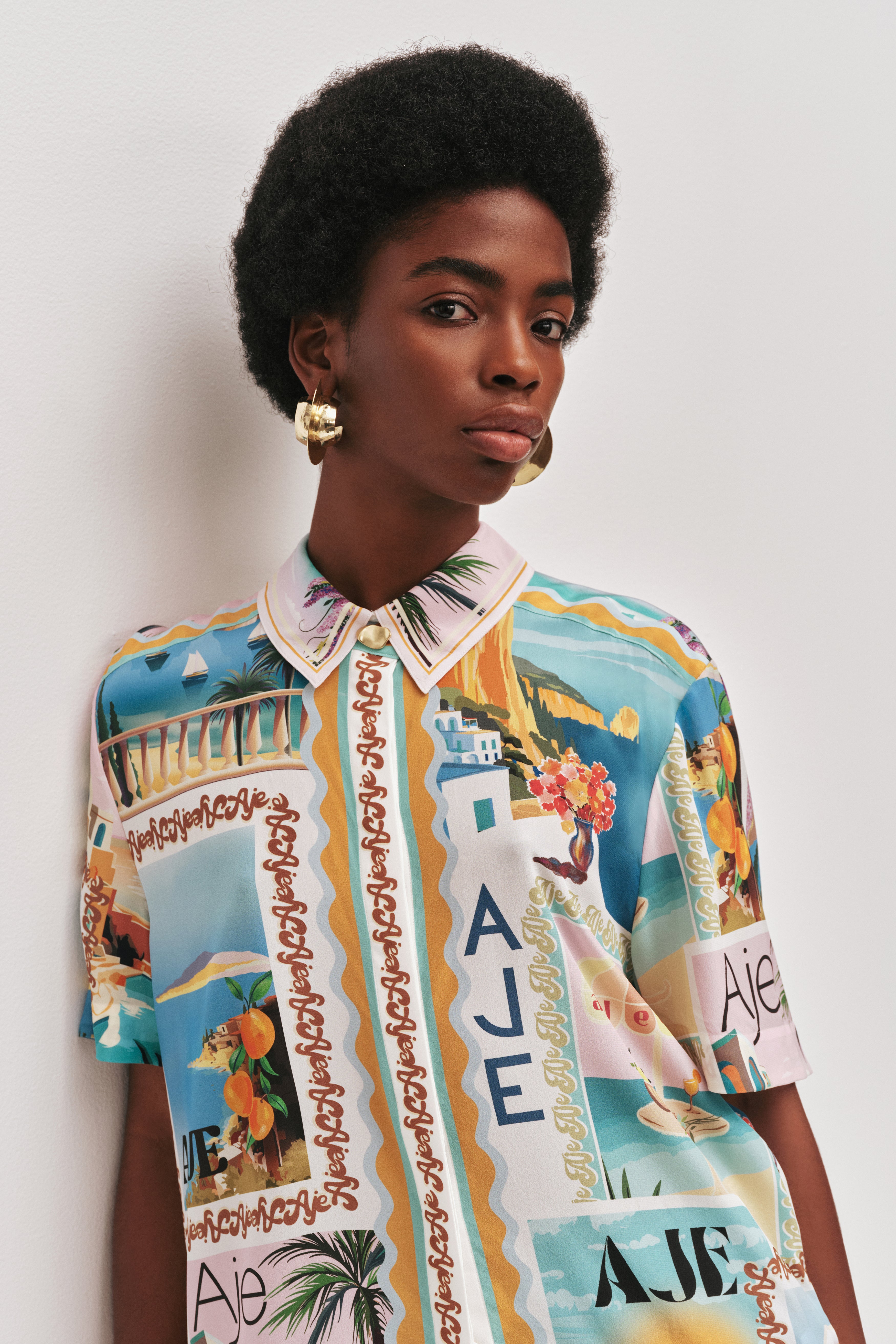 26RE1421_POSTCARD_5_1762669173